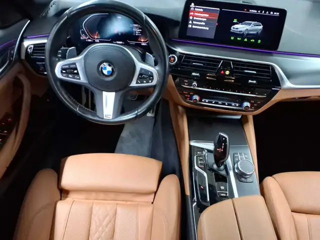 BMW 5 Series view 5