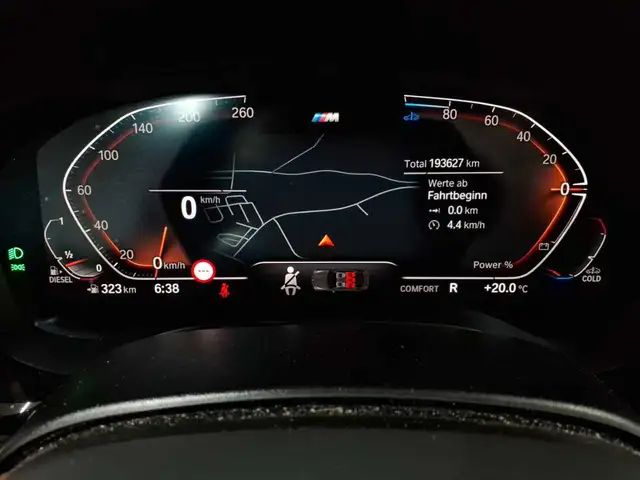 BMW 5 Series view 14