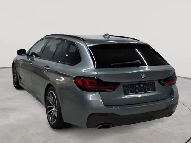 BMW 5 Series view 2