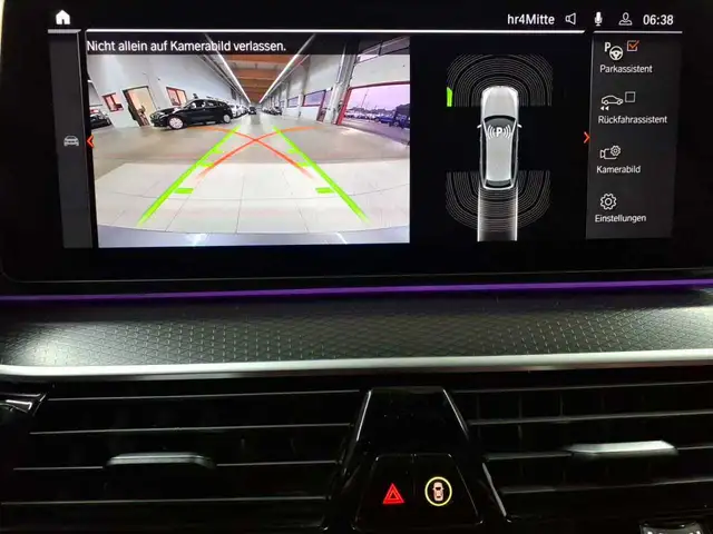 BMW 5 Series view 13