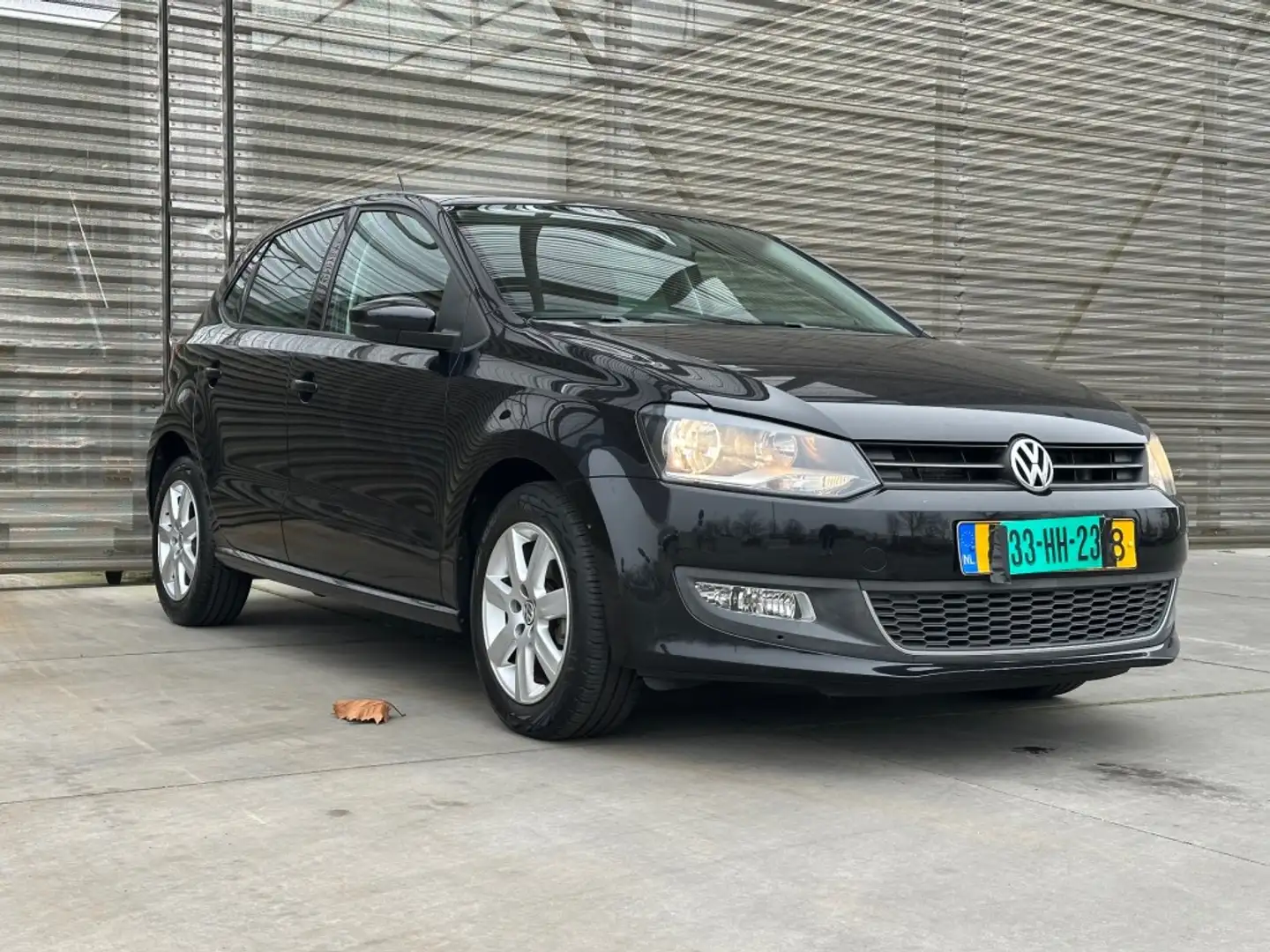 Volkswagen Polo 1.2 TSI HIGHLINE AIRCO/LM VELGEN !! Schwarz - 2