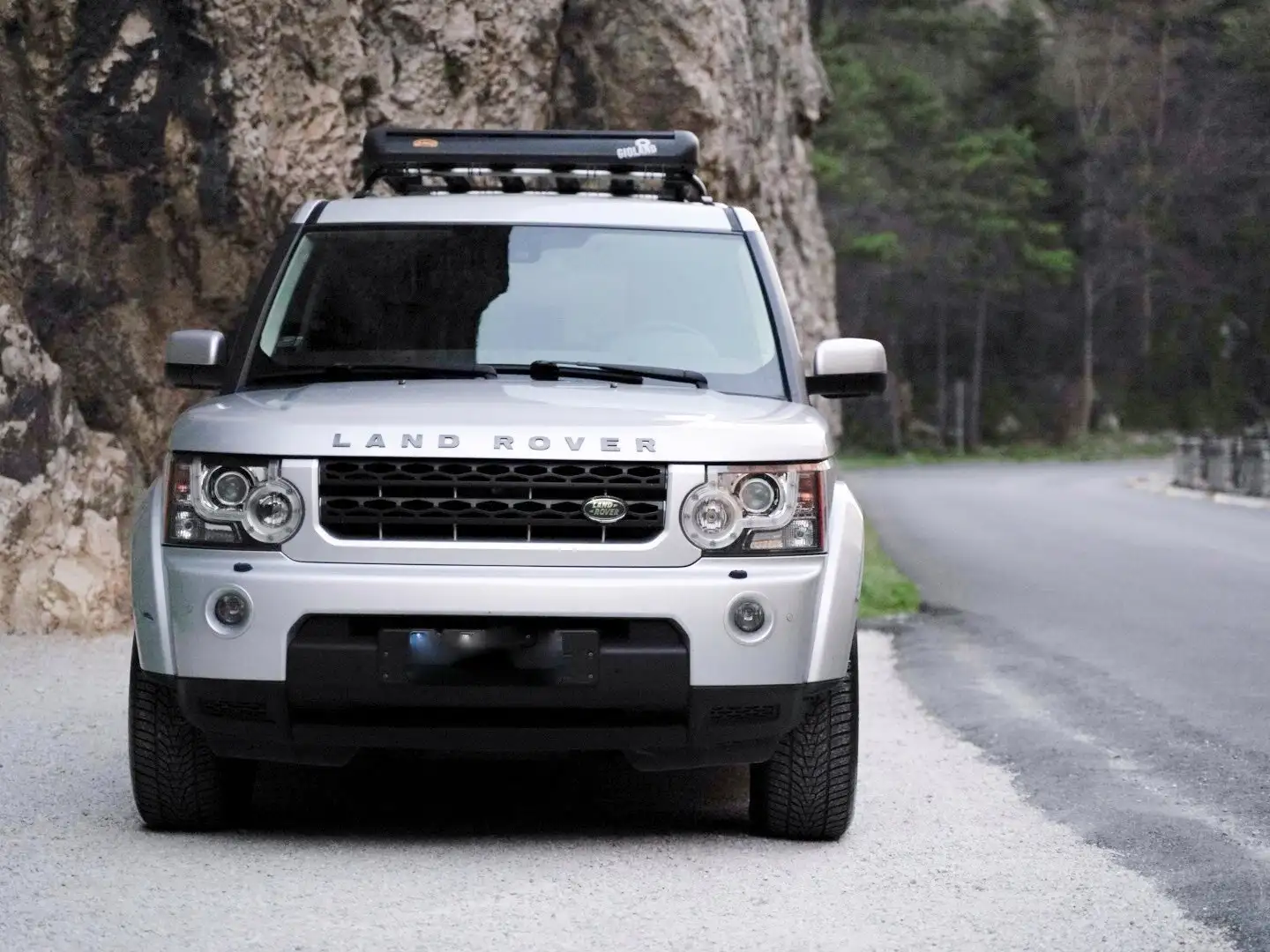 Land Rover Discovery 2.7 tdV6 SE auto - 1