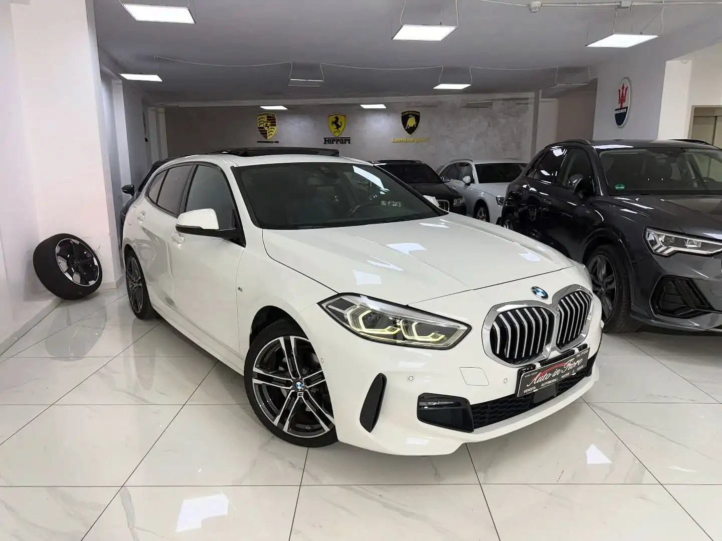 BMW 118 118d Msport Blanc - 1