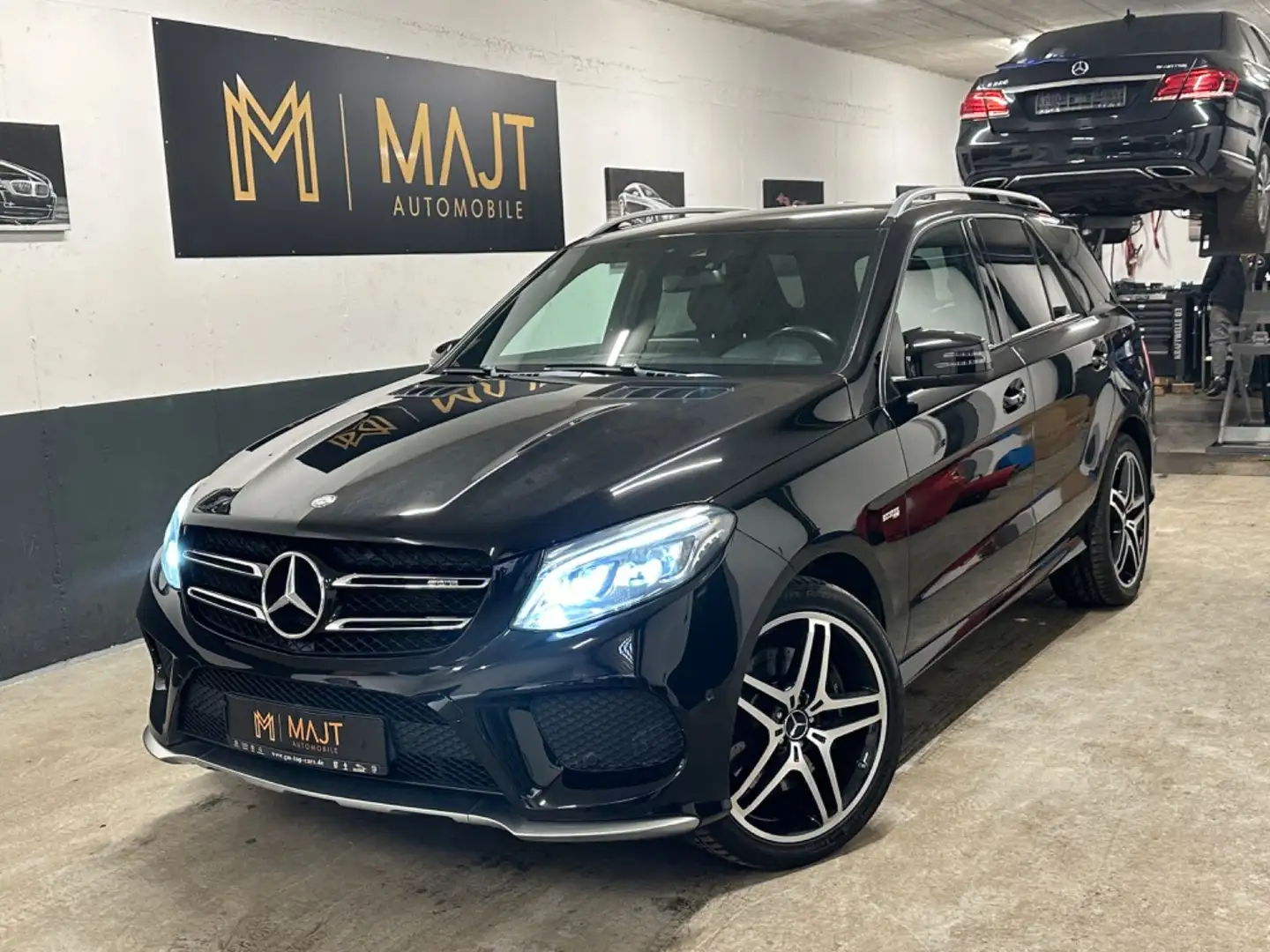 Mercedes-Benz GLE 43 AMG 4 MATIC STANDHZG LED KAMERA SCHECKH. Schwarz - 1