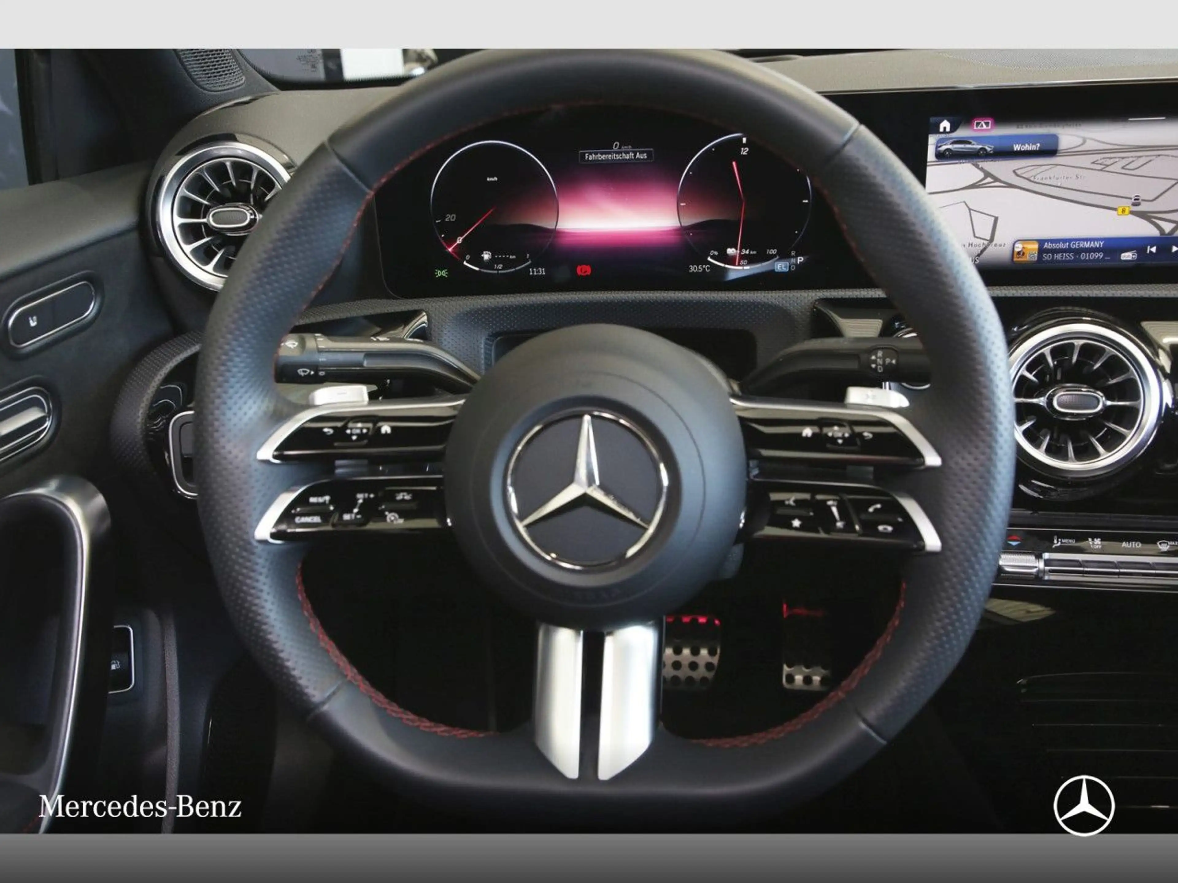 Mercedes-Benz A 250 e Lim AMG+NIGHT+PANO+360°+MULTIBEAM+HUD+8G — photo 14