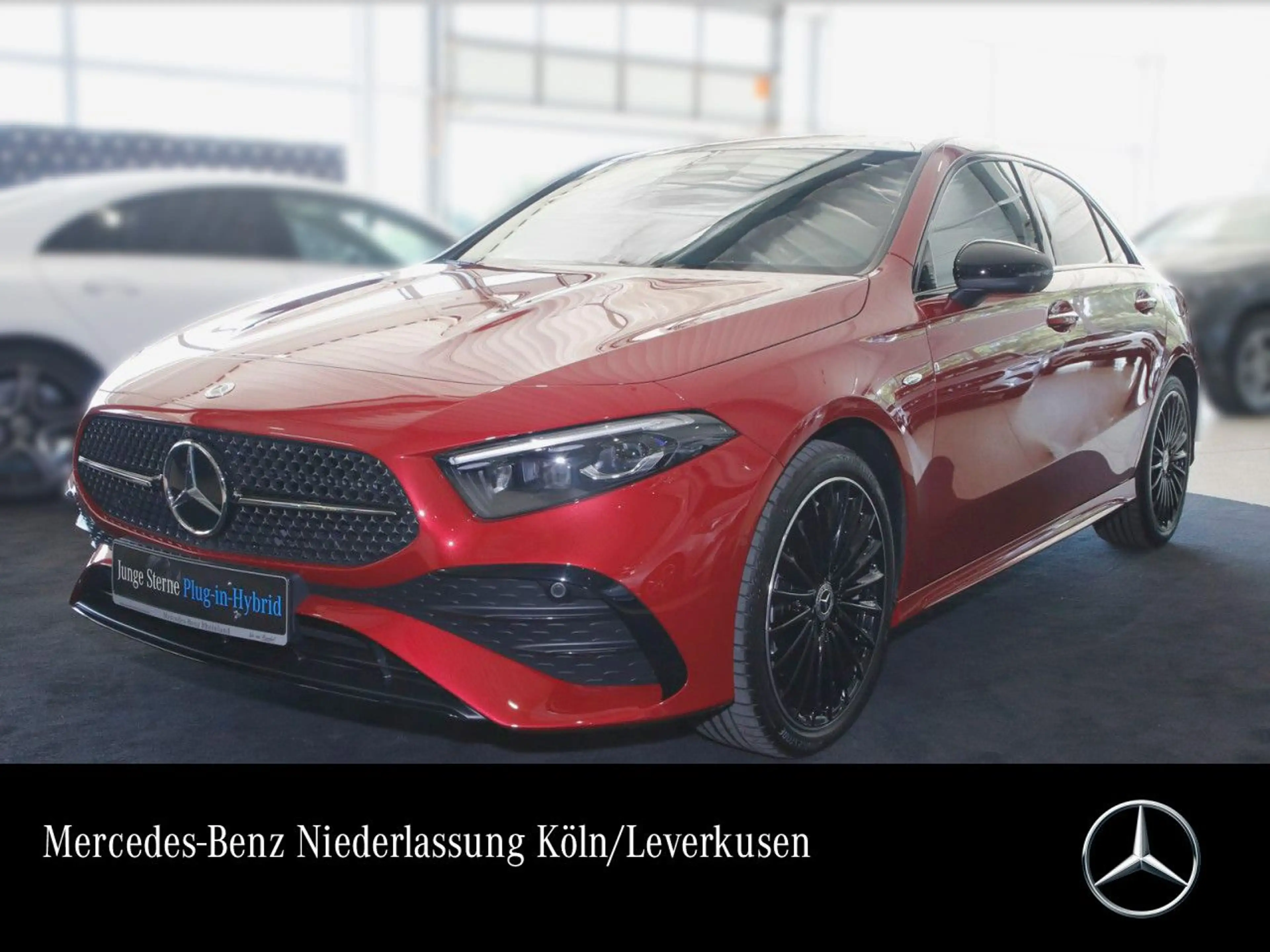 Mercedes-Benz A 250 e Lim AMG+NIGHT+PANO+360°+MULTIBEAM+HUD+8G