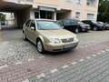 Volkswagen Bora 1.6 FSI/1.Hand voll Scheckheft/Klimatr./SHZ/Alu Gold - thumbnail 1