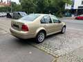 Volkswagen Bora 1.6 FSI/1.Hand voll Scheckheft/Klimatr./SHZ/Alu Gold - thumbnail 4