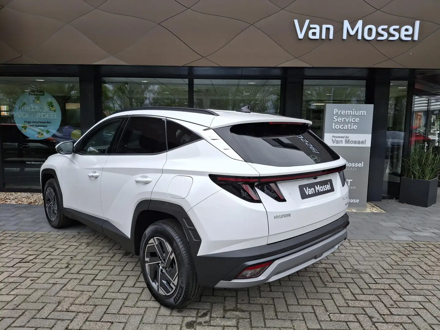 Hyundai TUCSON 1.6 T-GDI HEV Comfort Smart | Navigatie | Achterui Wit - 2