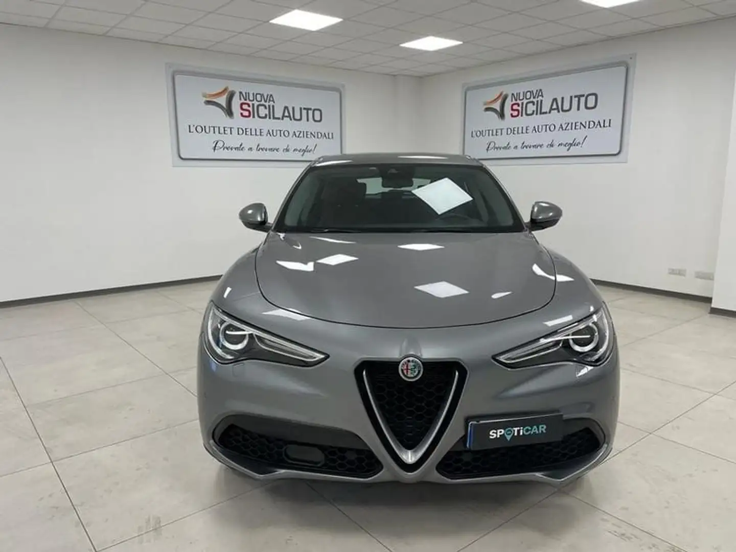 Alfa Romeo Stelvio 2017 2.2 t Executive Q4 210cv auto my19 Grigio - 1