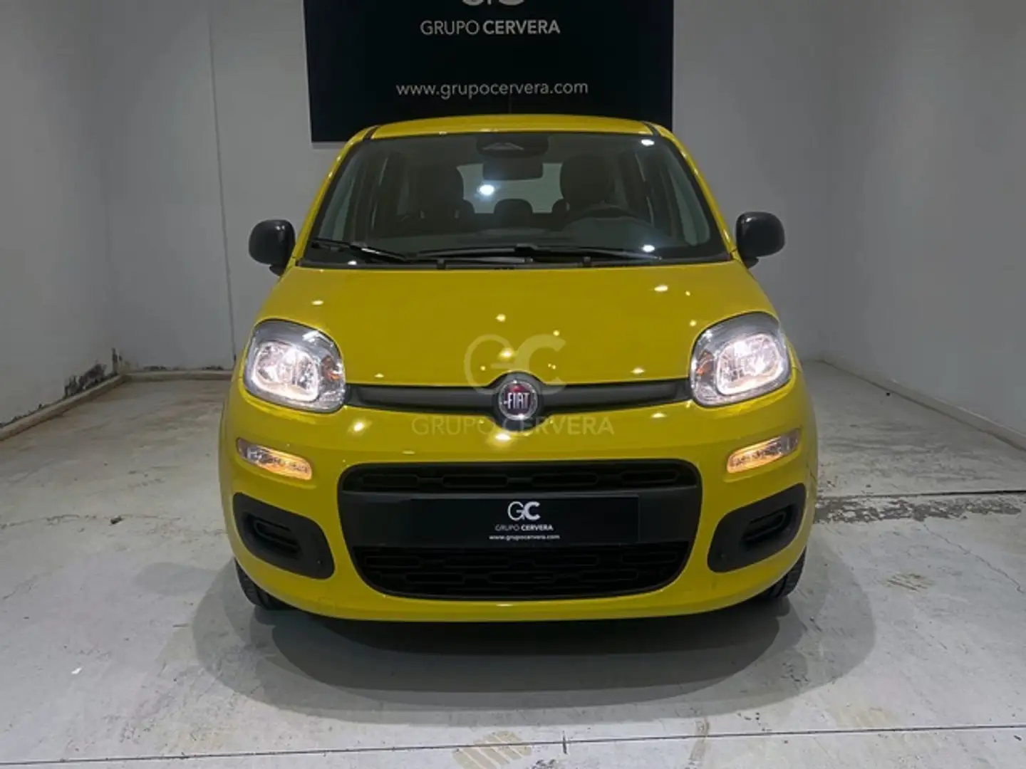 Fiat Panda Pandina 1.0 Hybrid Amarillo - 2