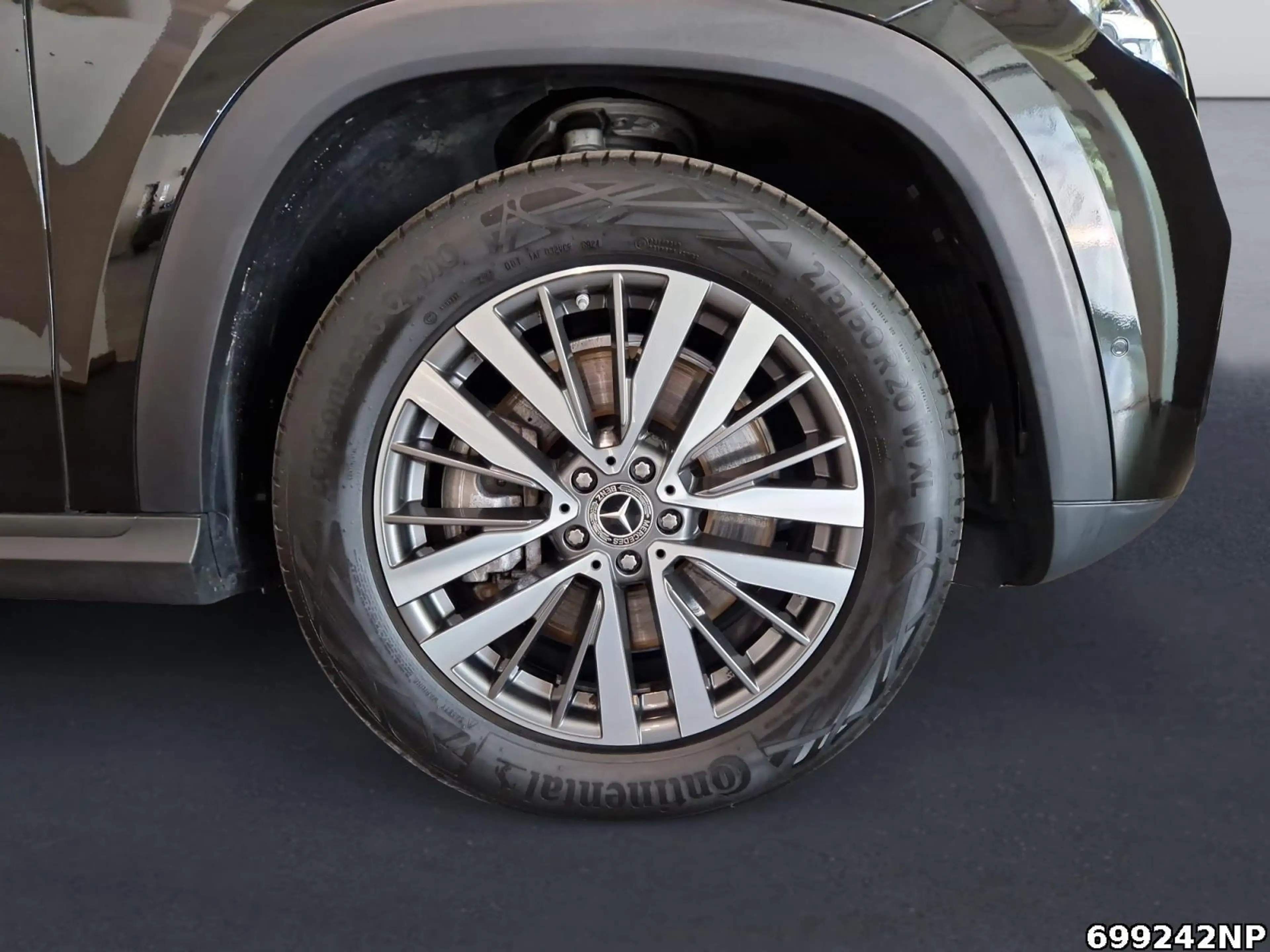 Mercedes-Benz GLS 450 d 4M  AHK Pano Memo 360° Distr Airmatic — photo 5