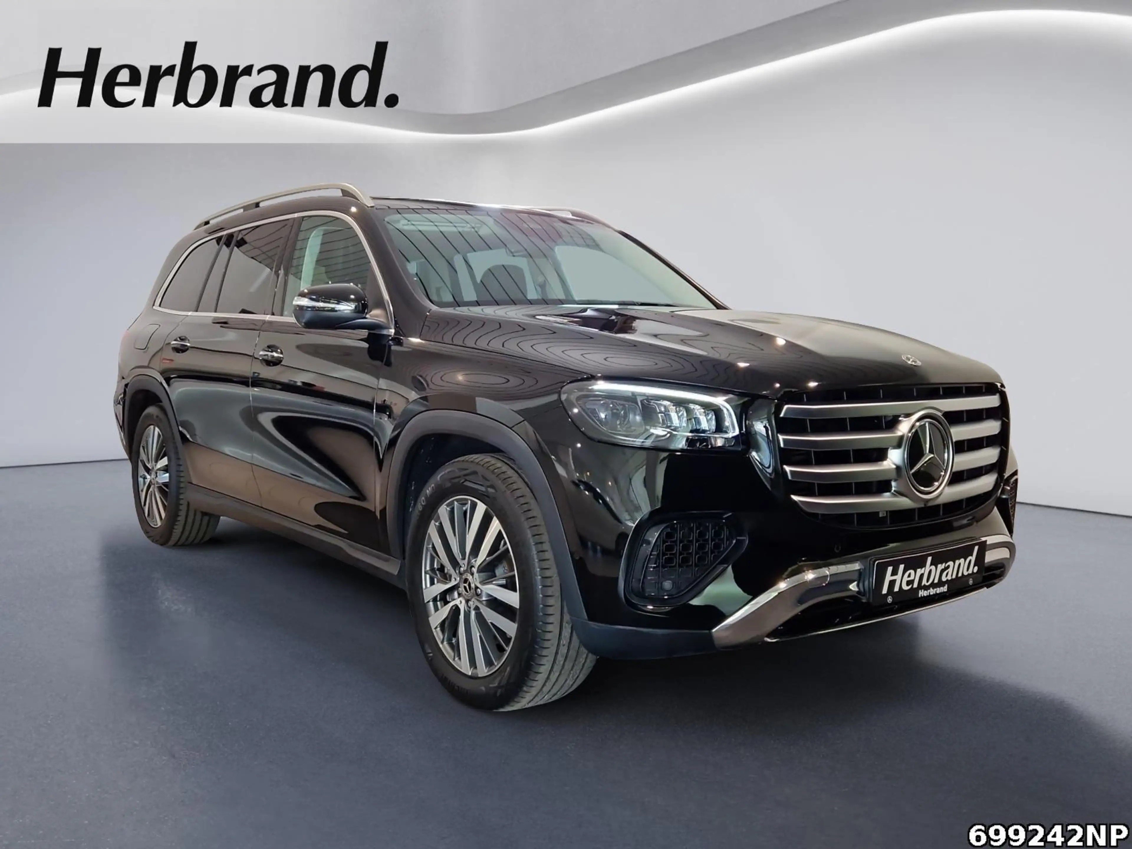 Mercedes-Benz GLS 450 d 4M  AHK Pano Memo 360° Distr Airmatic — photo 2