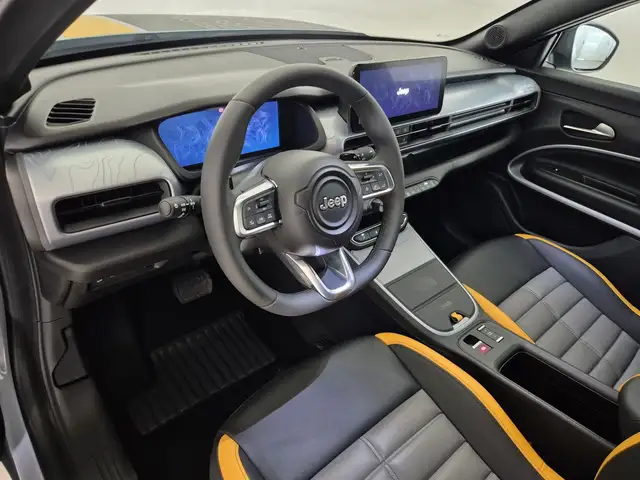 Jeep Avenger view 6