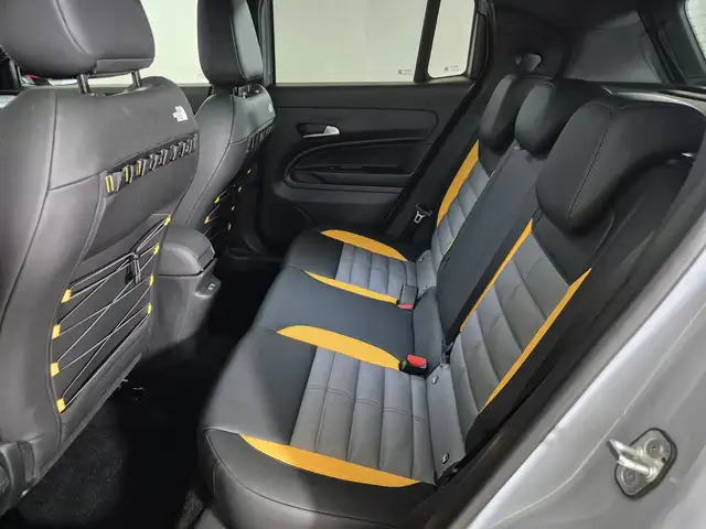 Jeep Avenger view 7