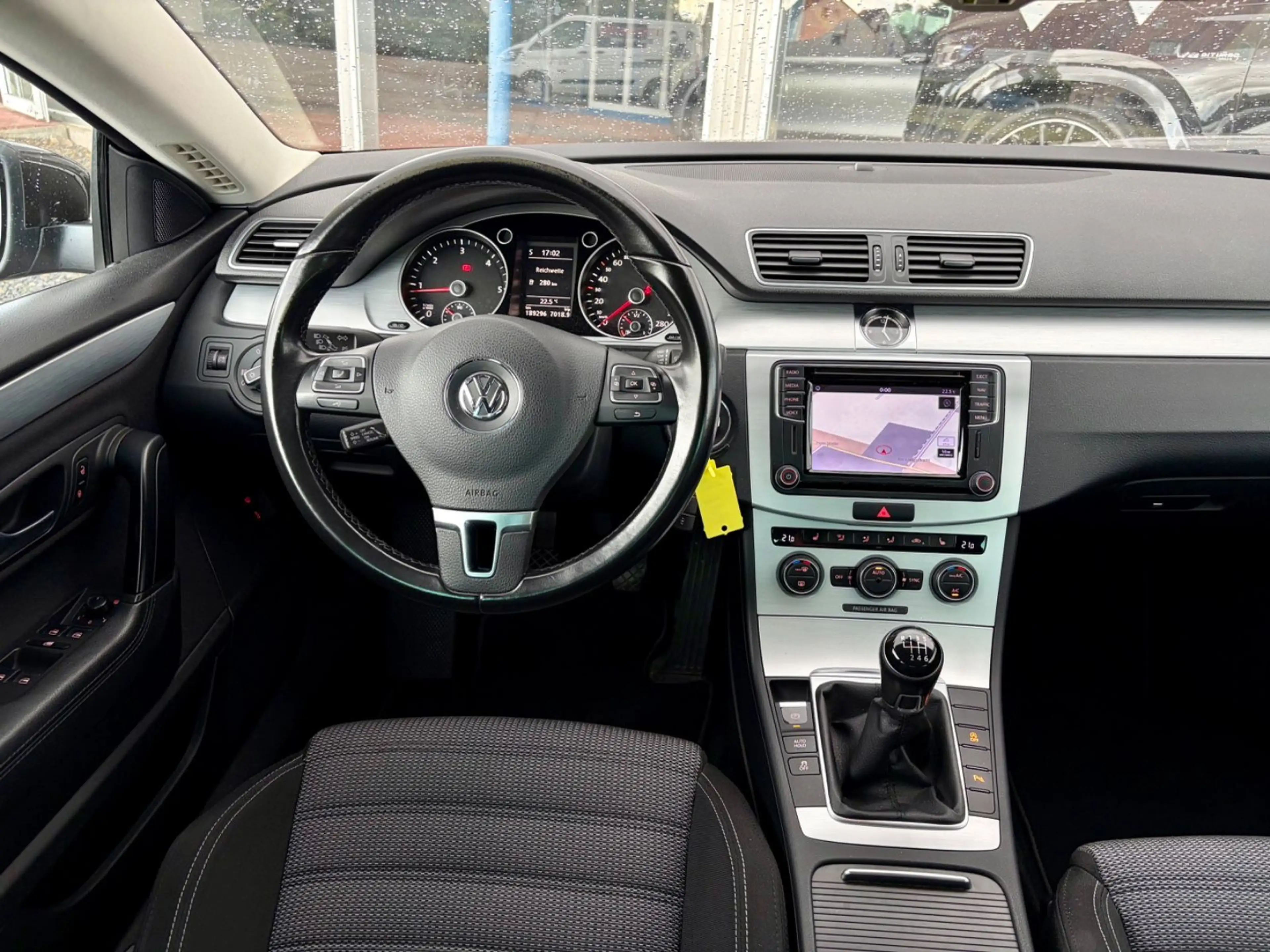 Volkswagen CC 2.0 TDI NAVI*XENON*PDC*SITZHEIZUNG*TEMPOMAT — photo 13