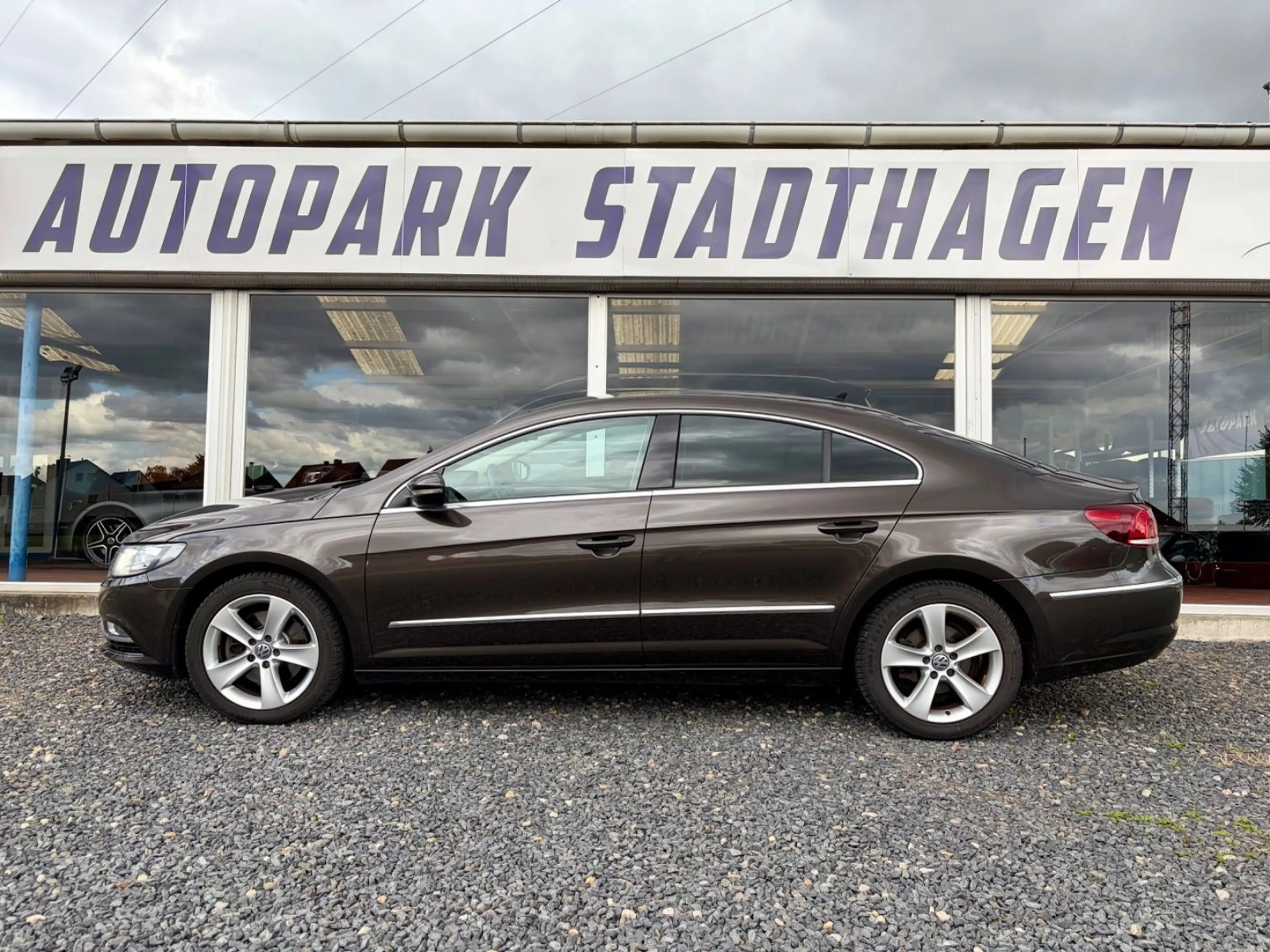 Volkswagen CC 2.0 TDI NAVI*XENON*PDC*SITZHEIZUNG*TEMPOMAT — photo 5