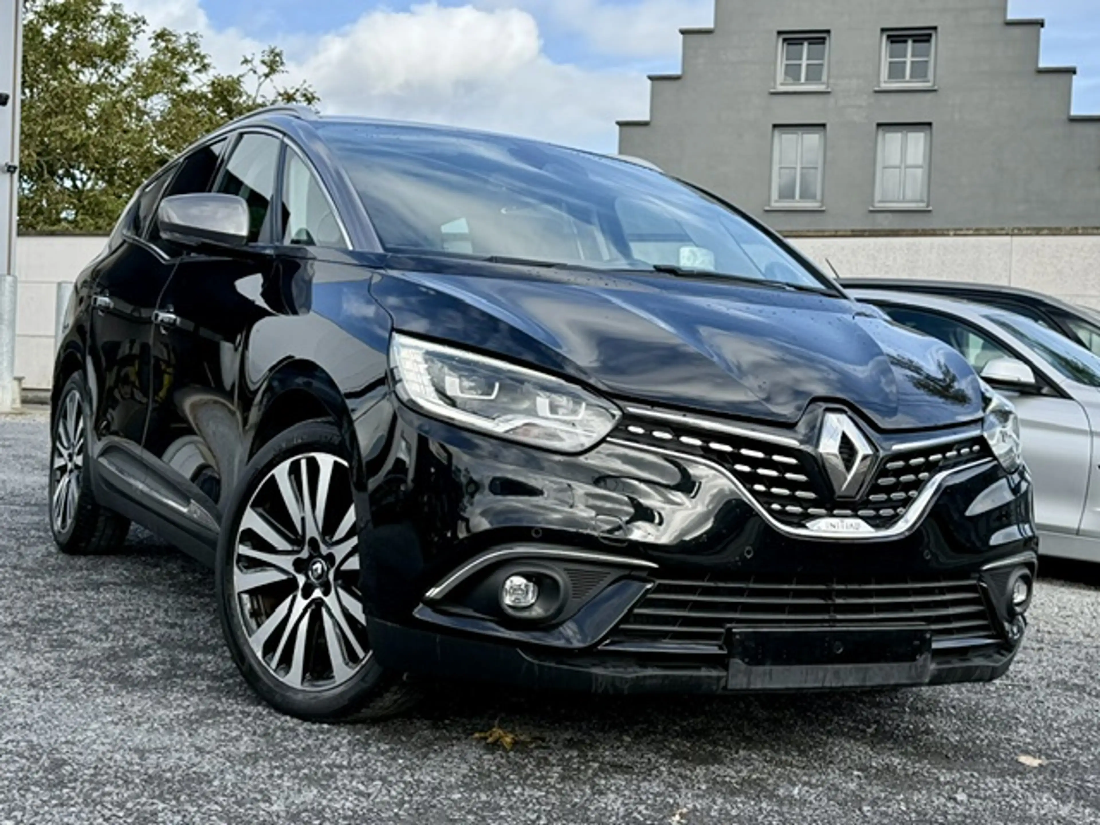 Renault Grand Scenic 1.6Dci 7PL LEDER BOSE LED NAVI CAMERA Energy Initiale Paris EDC