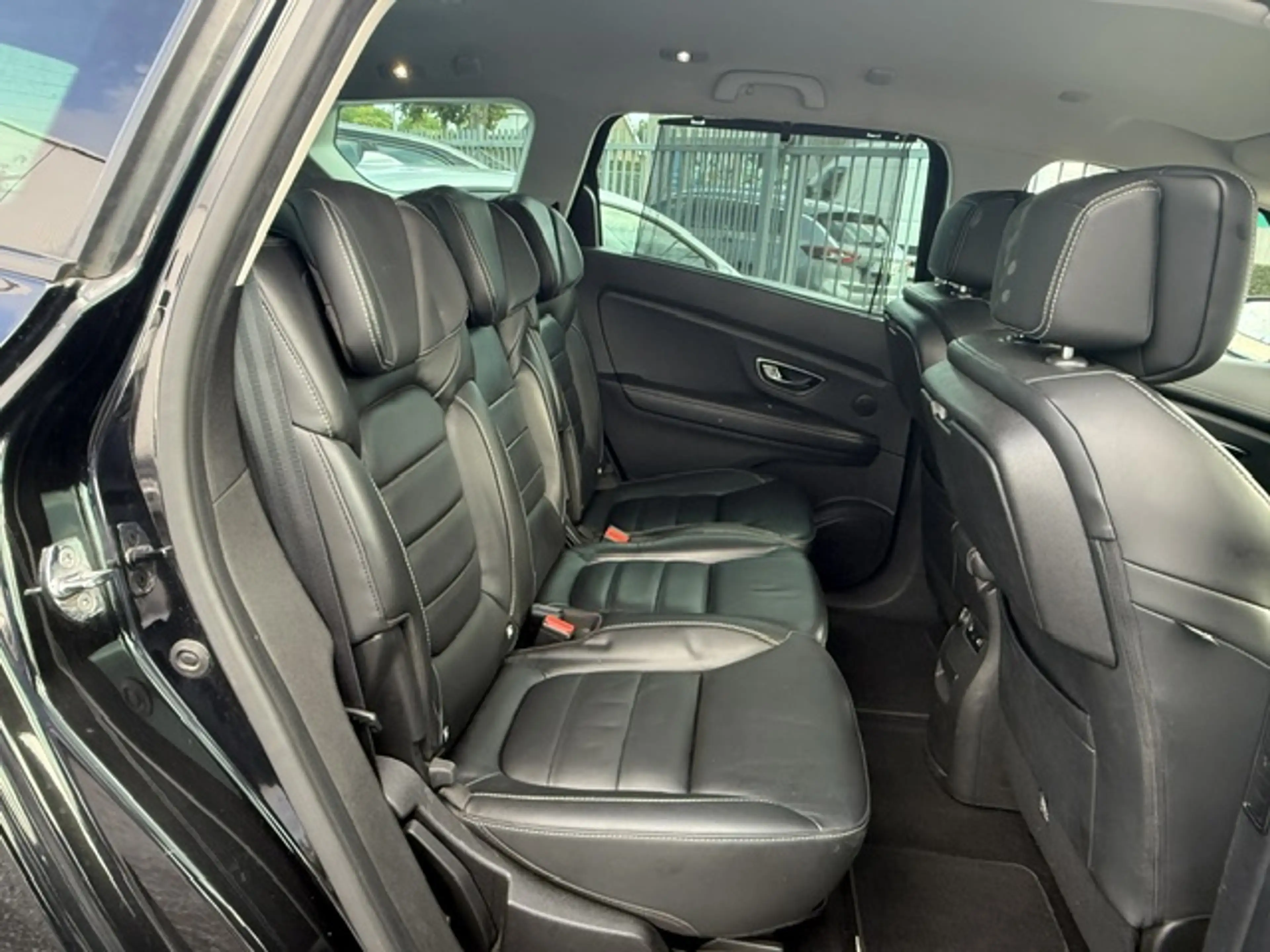 Renault Grand Scenic 1.6Dci 7PL LEDER BOSE LED NAVI CAMERA Energy Initiale Paris EDC — photo 8