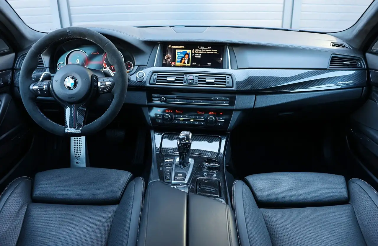BMW 550 Berline — photo 23 sur 41