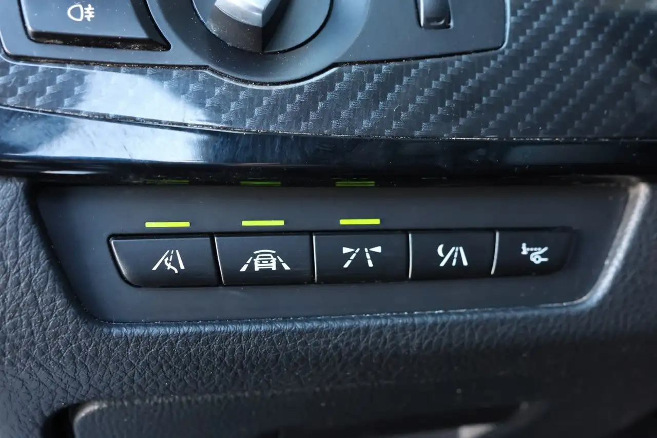 BMW 550 Berline — photo 29 sur 41