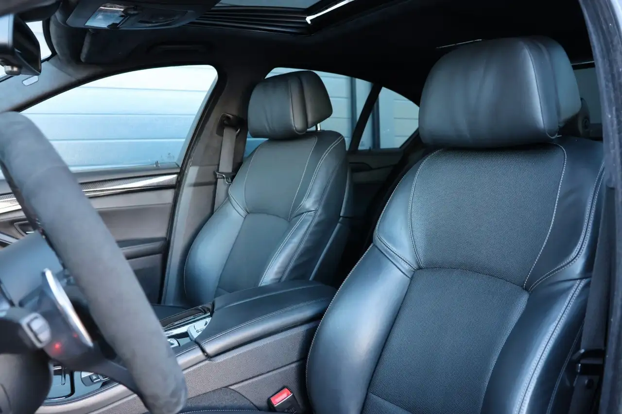 BMW 550 Berline — photo 18 sur 41