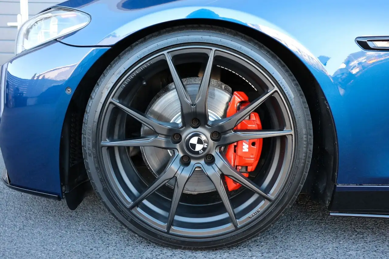 BMW 550 Berline — photo 40 sur 41