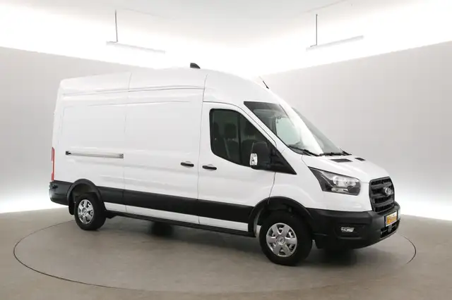 Ford Transit view 6