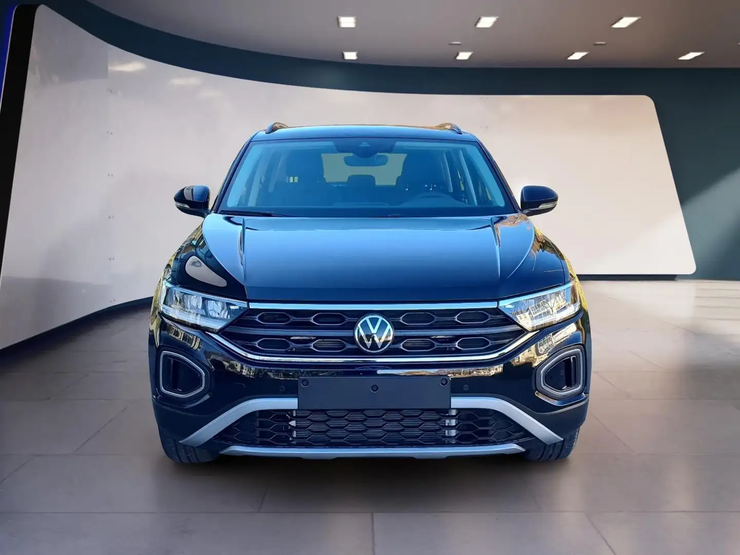 Volkswagen T-Roc Life 1.5 TSI DSG ACC APP Klimaauto SHZ PDC 110 ... Чёрный - 1