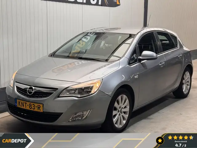 2011 Opel Astra in Grey for sale