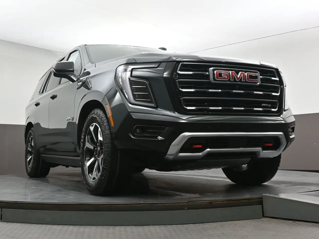 GMC Yukon снимка GMC Yukon