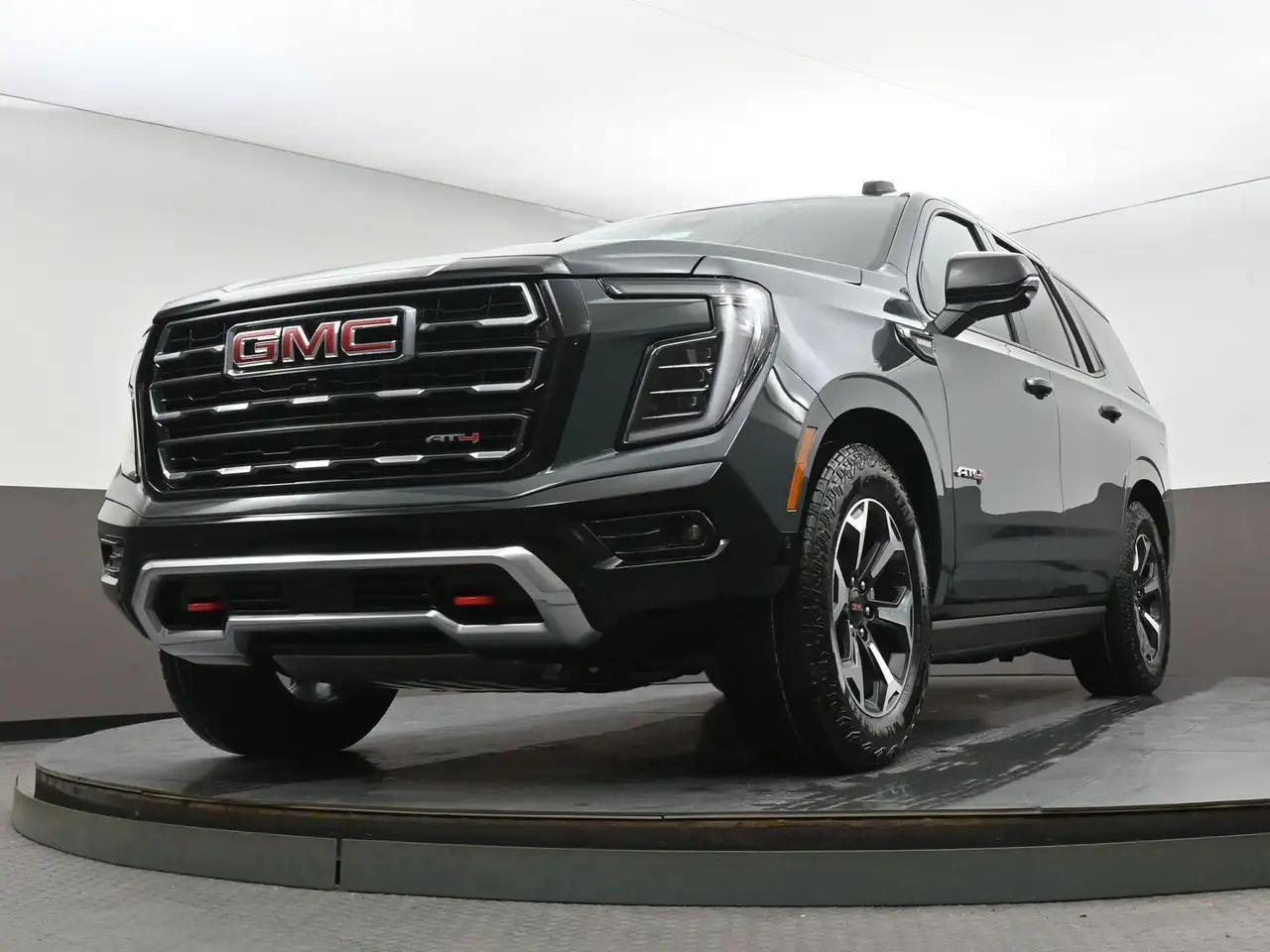 GMC Yukon снимка GMC Yukon