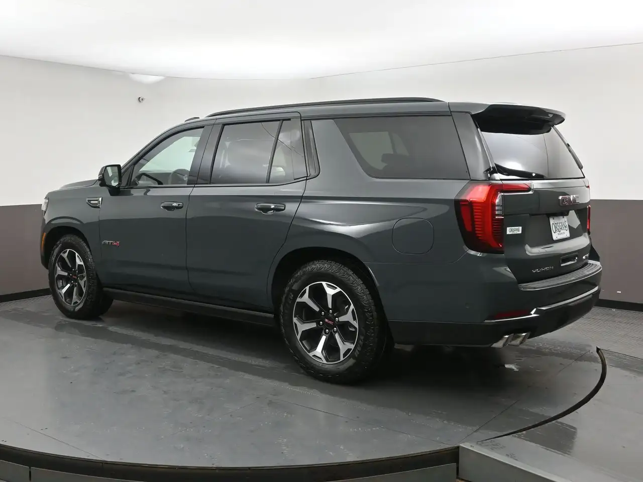GMC Yukon снимка GMC Yukon