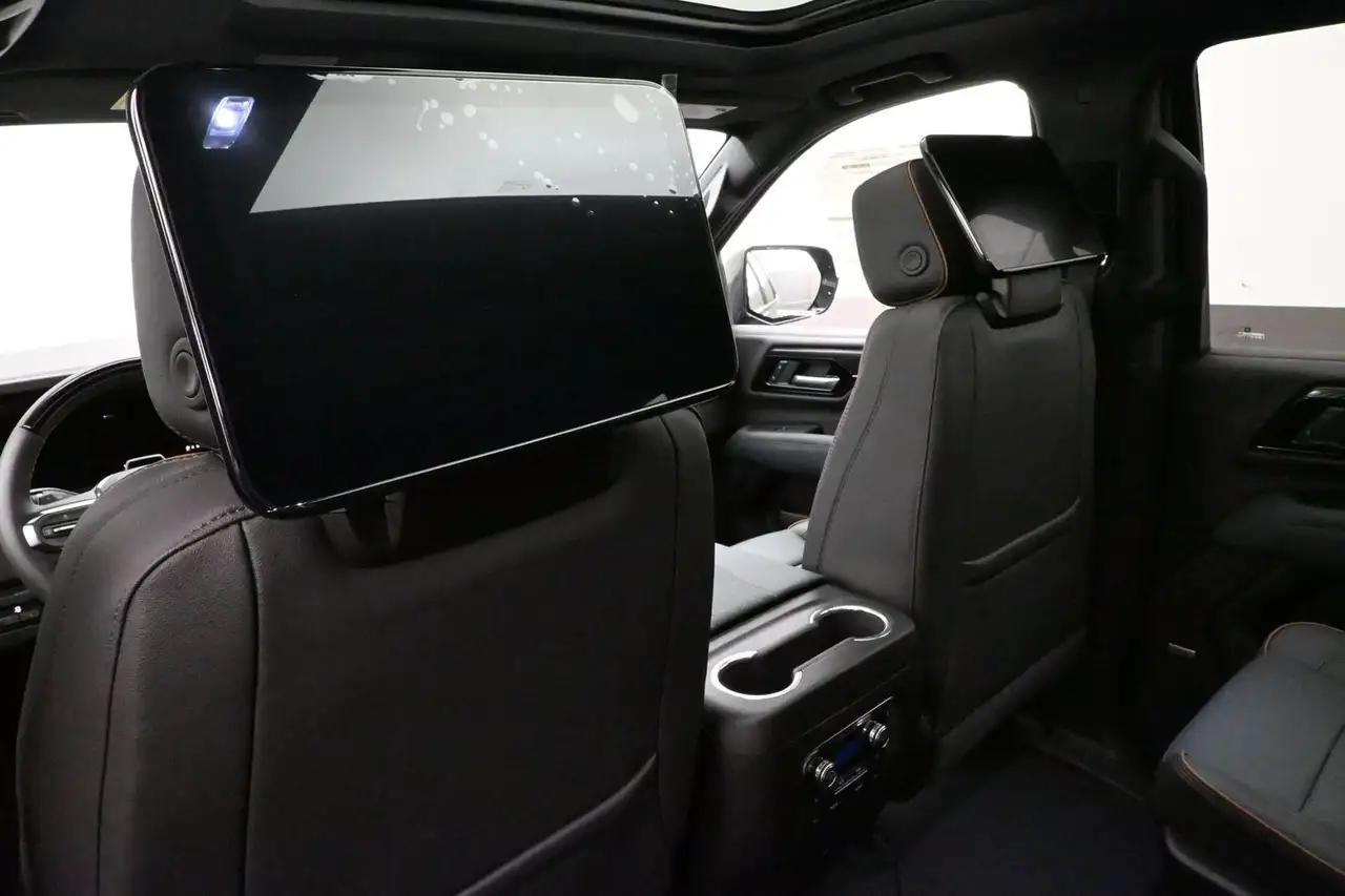 GMC Yukon снимка GMC Yukon