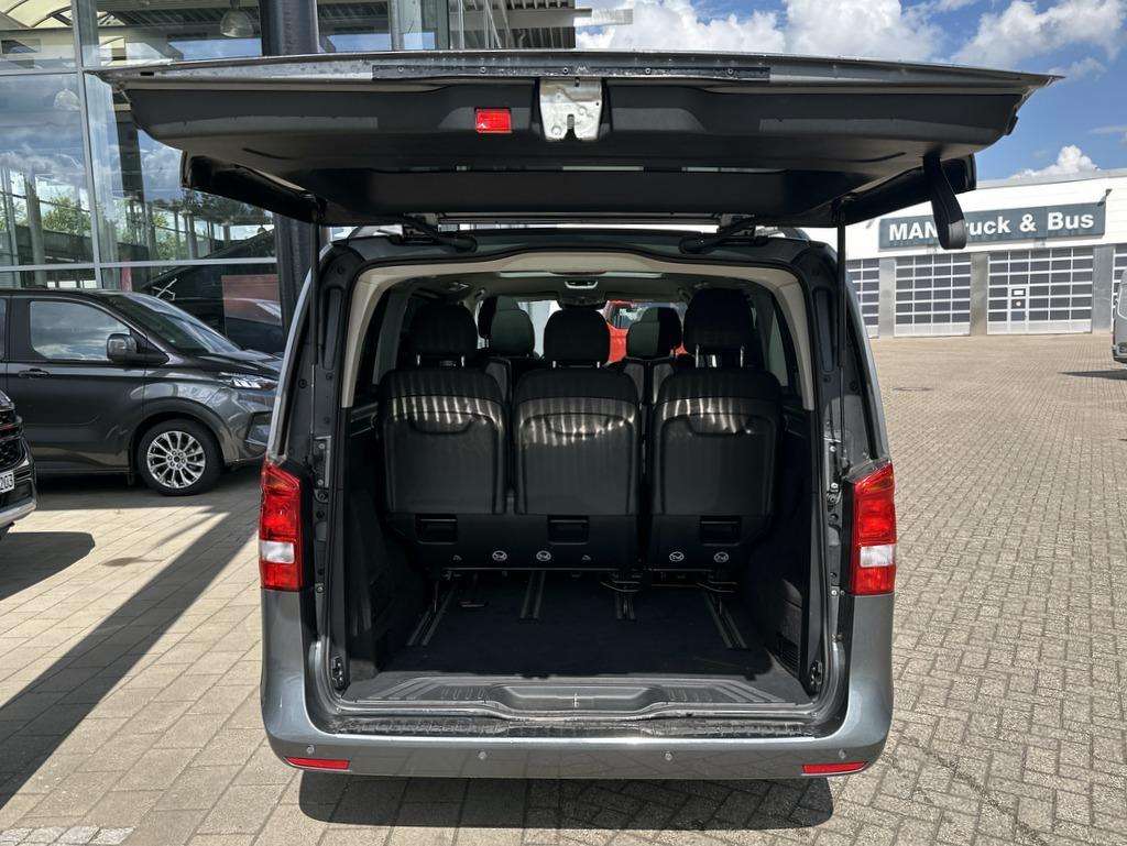 Mercedes-Benz V 250