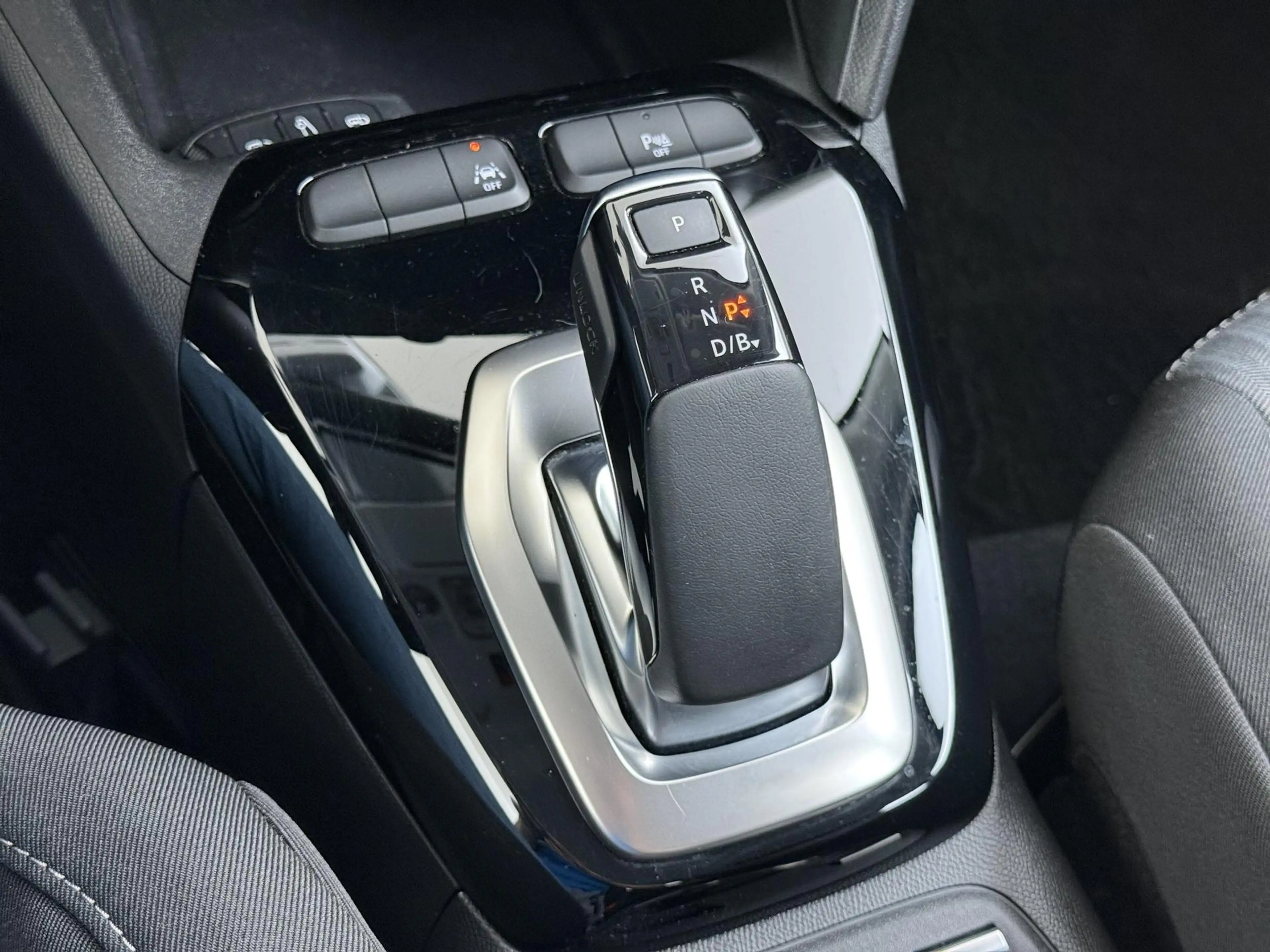 Opel Corsa-e Edition 50 kWh | Apple carplay / Android | Navigat — photo 13