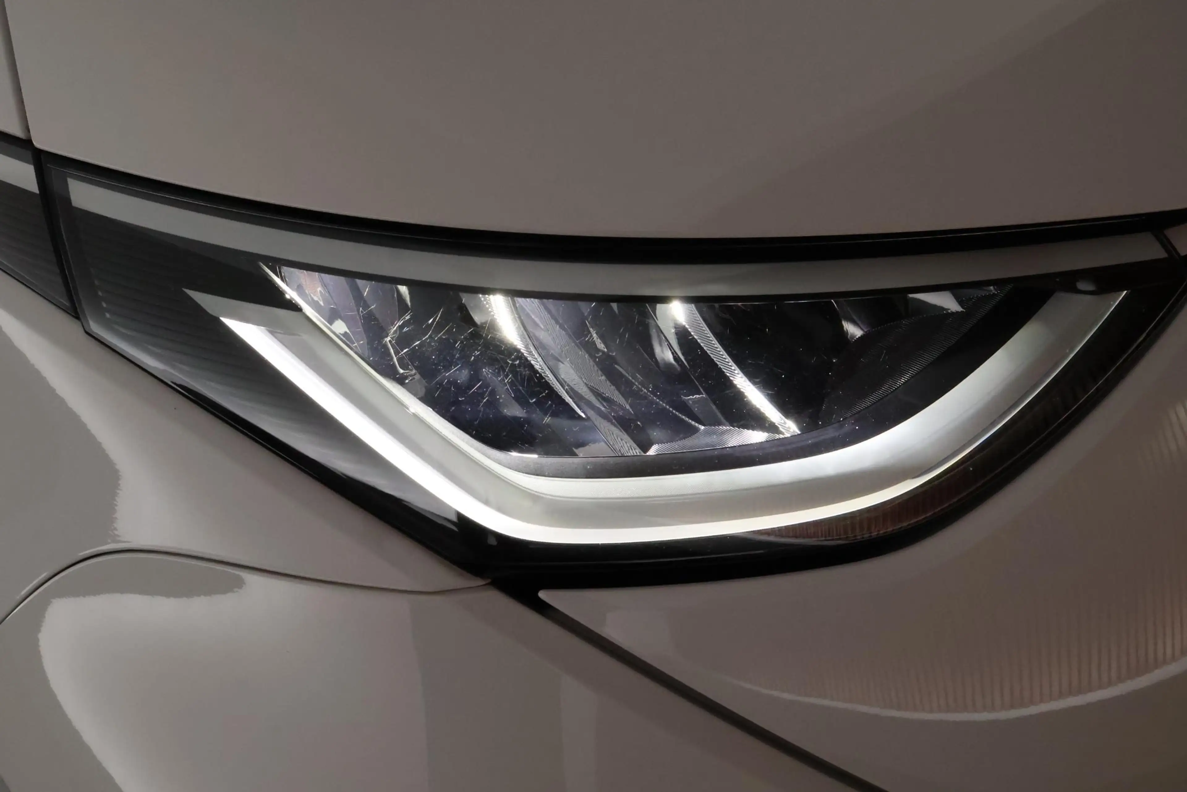 Volkswagen ID. Buzz Cargo 77 kWh 204pk SOH 98% Trekhaak 3Pers. ACC Navigatie — photo 37