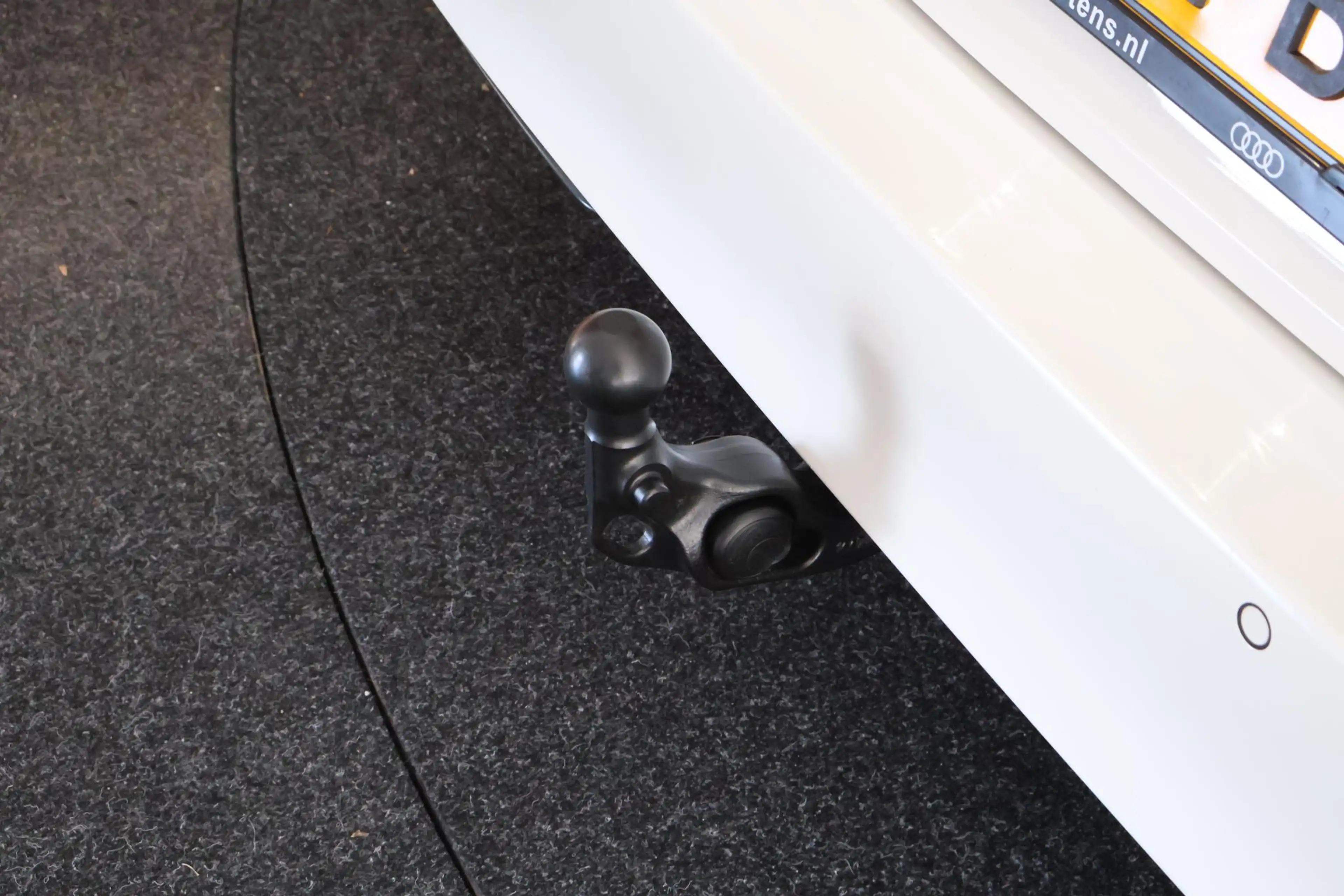 Volkswagen ID. Buzz Cargo 77 kWh 204pk SOH 98% Trekhaak 3Pers. ACC Navigatie — photo 4