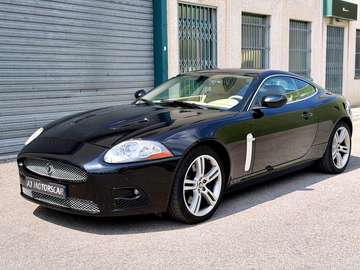 XKR Coupé 4.2 V8 - 416CH