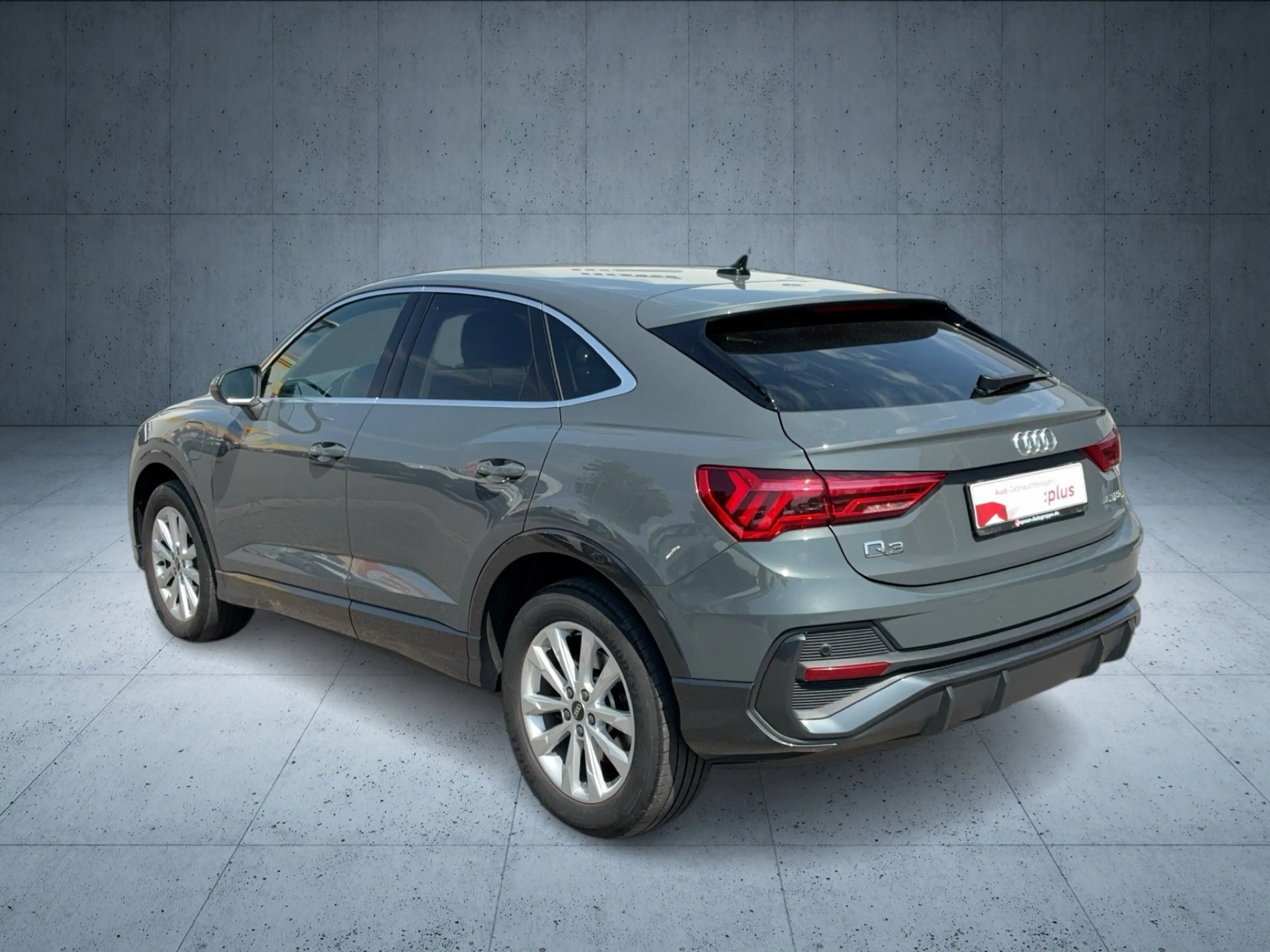 Audi Q3 Sportback TFSI e 45 TFSI e 180(245)  S tronic — photo 4