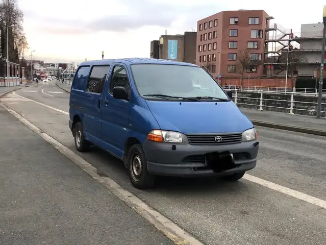Toyota Hiace 2.5 Turbo D4D LX (Hayon/Achterklep)