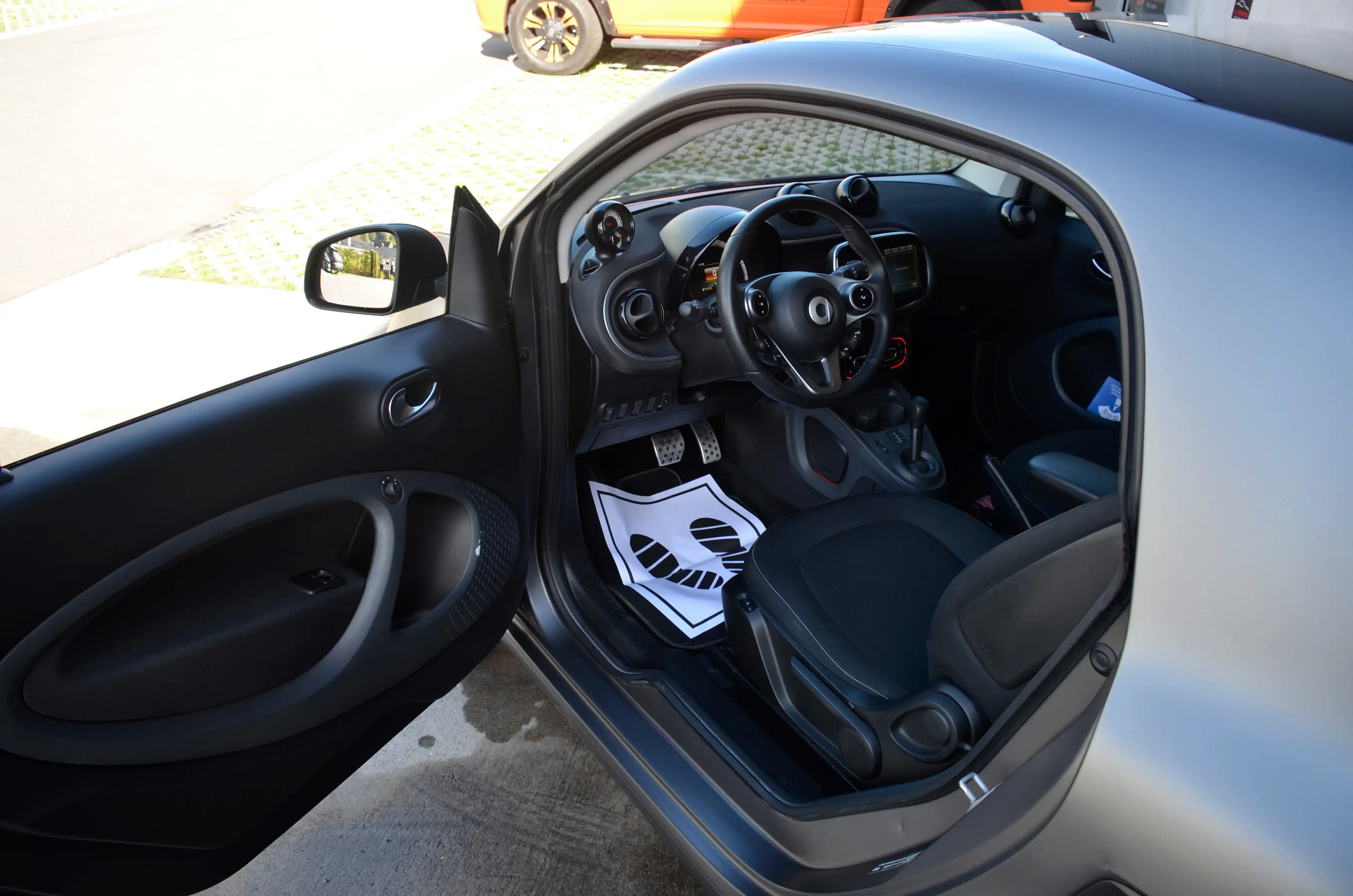 smart forTwo Fortwo coupé 0.9 Turbo Passion DCT (EU6.2) — photo 10