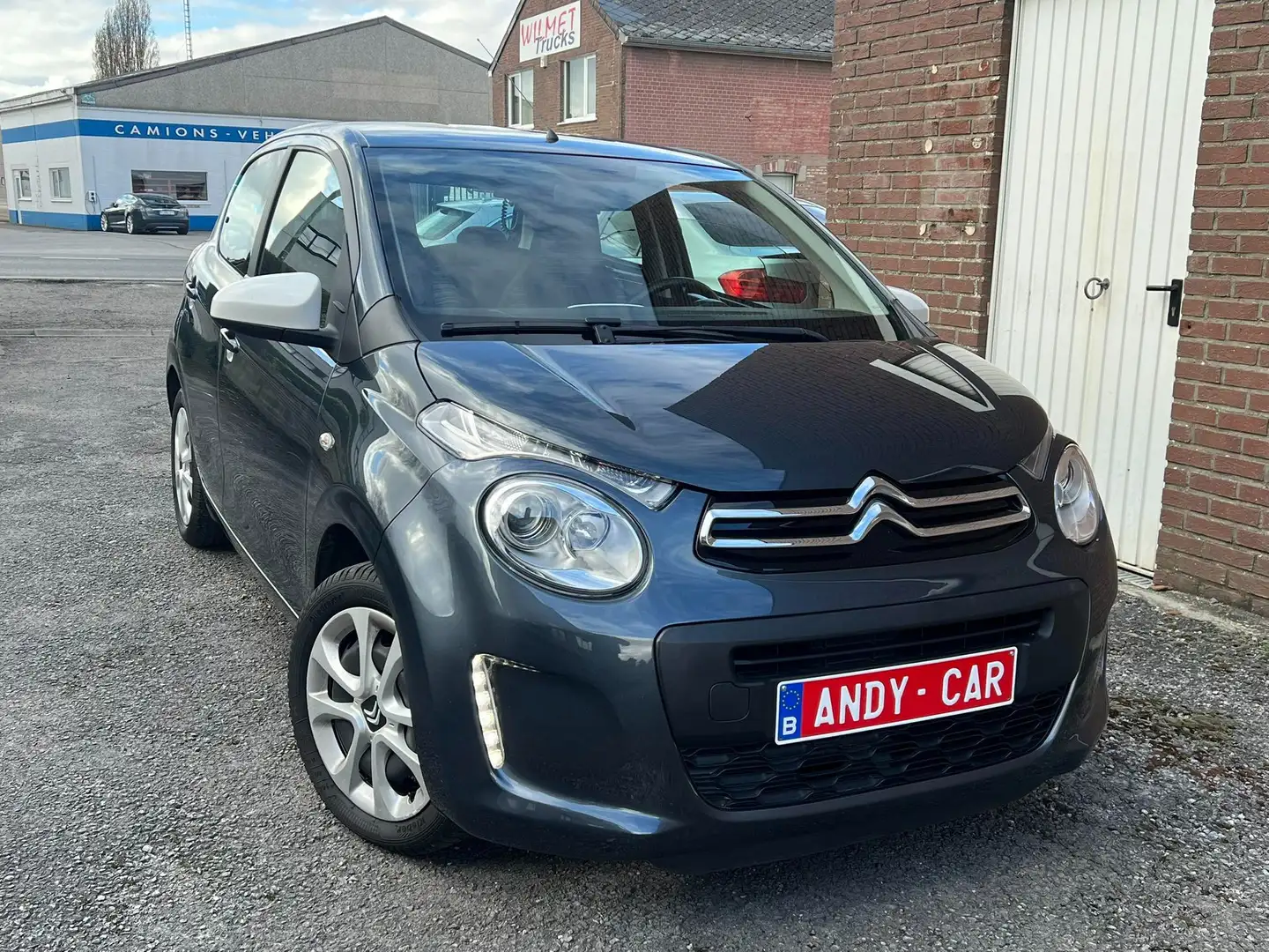 Citroen C1 1.0 VTI ** CLIM ** BLUETOOTH ** EURO 6 ** Černá - 1