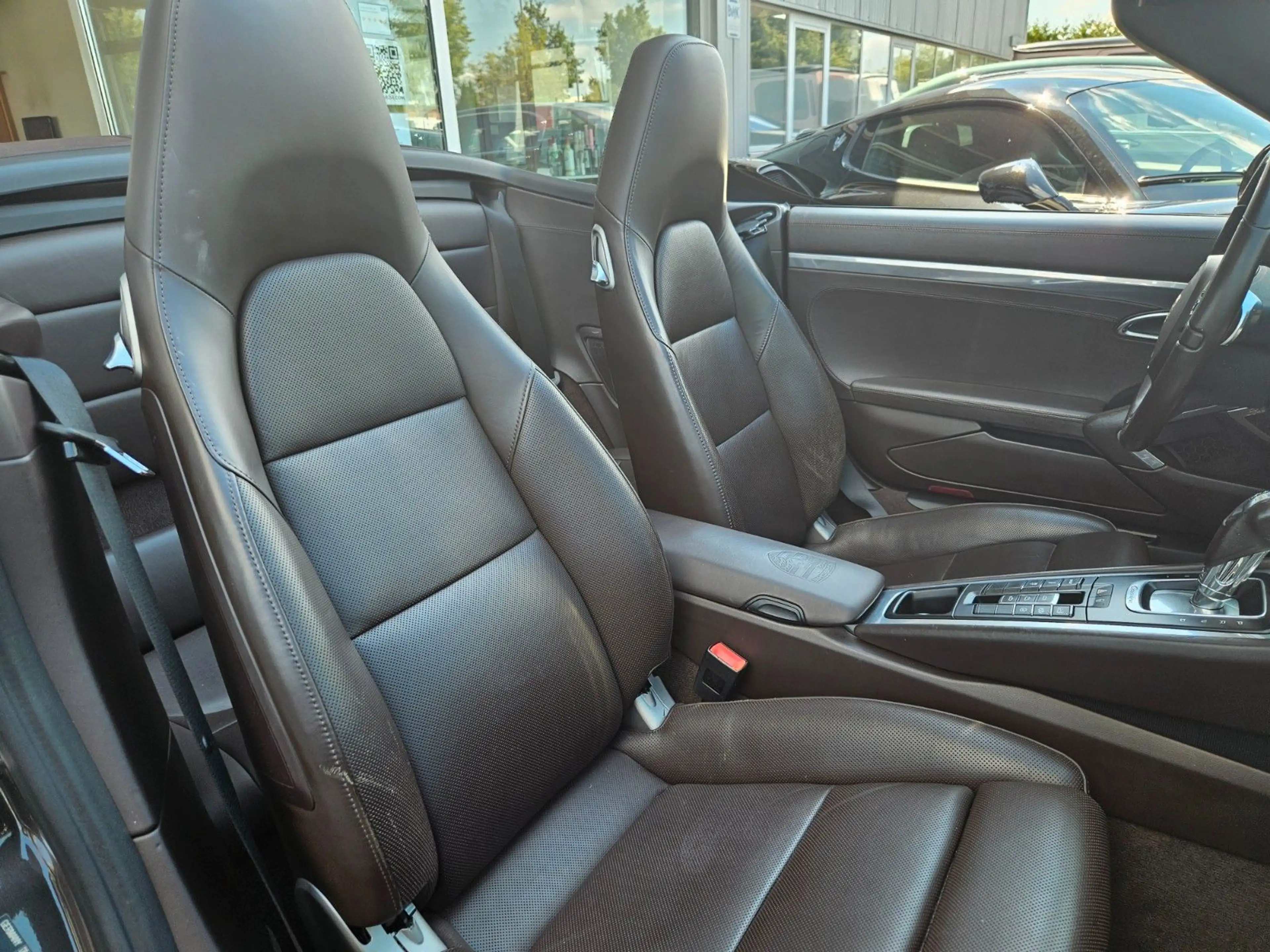 Porsche 911 Carrera 4 Cabriolet *Approved 10.2027* — photo 11