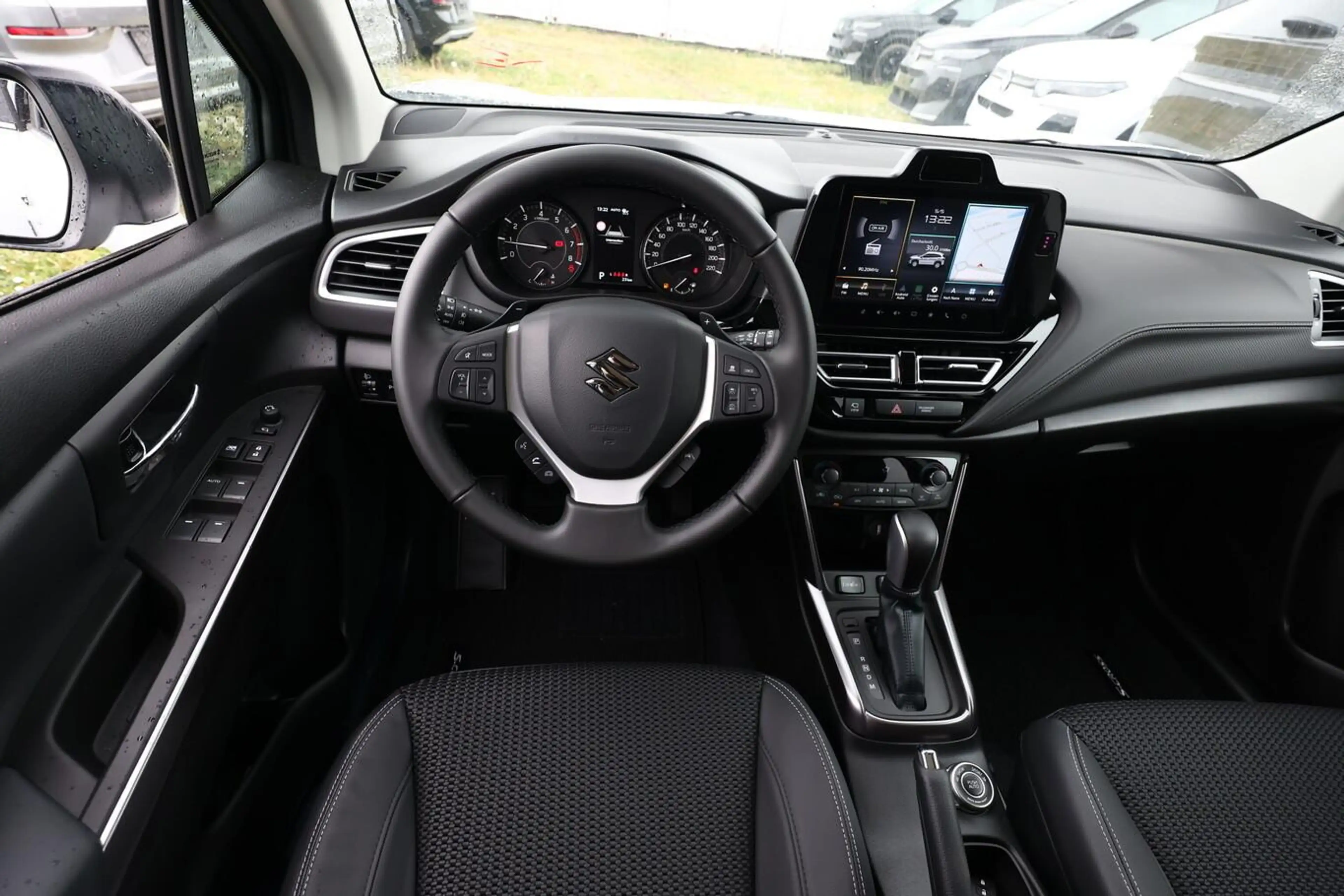 Suzuki S-Cross Comfort+ 1.4 MHEV 4WD Aut Pano 360° Lede 81 kW ... — photo 7
