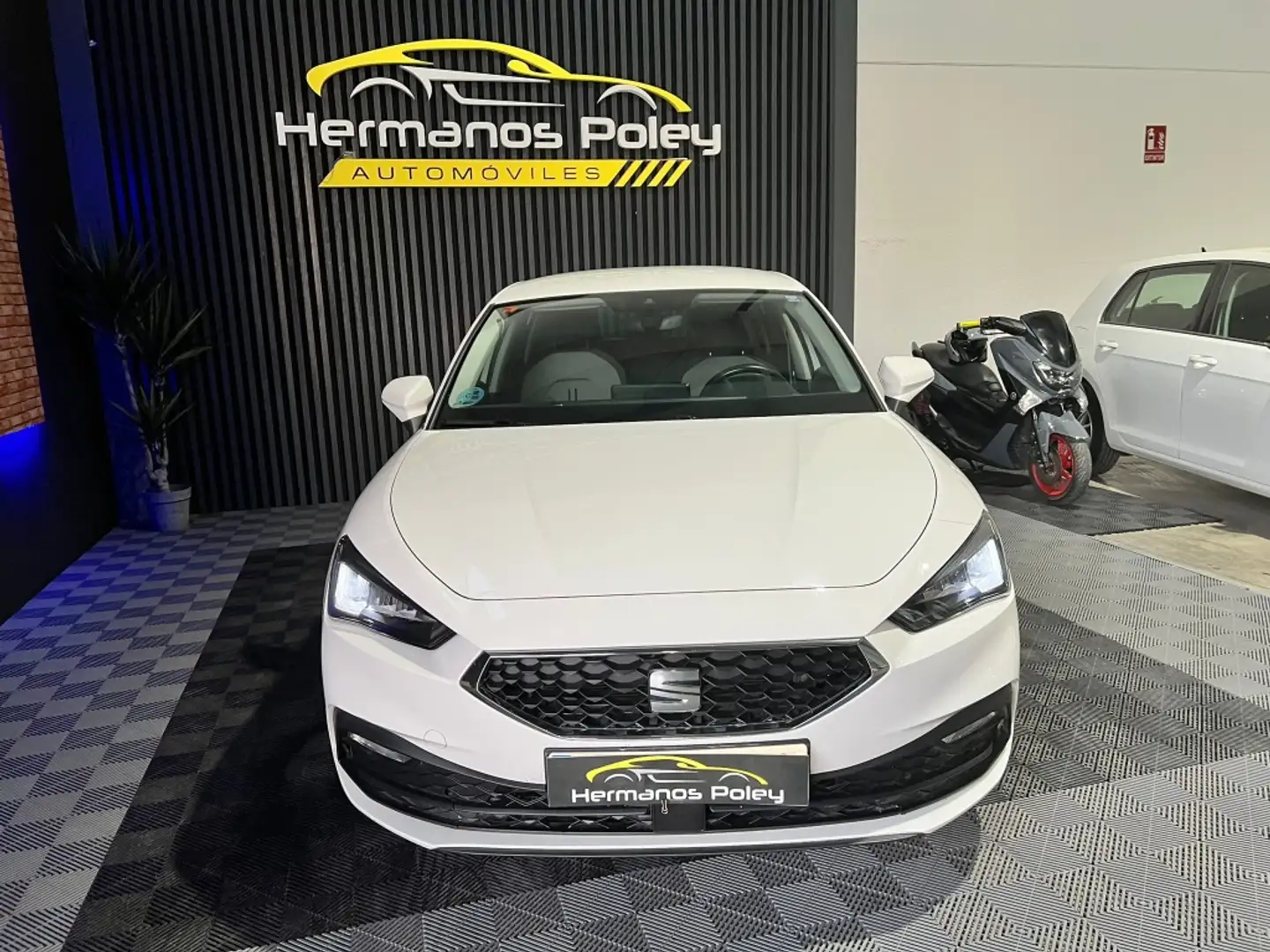 SEAT Leon 2.0TDI S&S Style 115 Blanco - 2