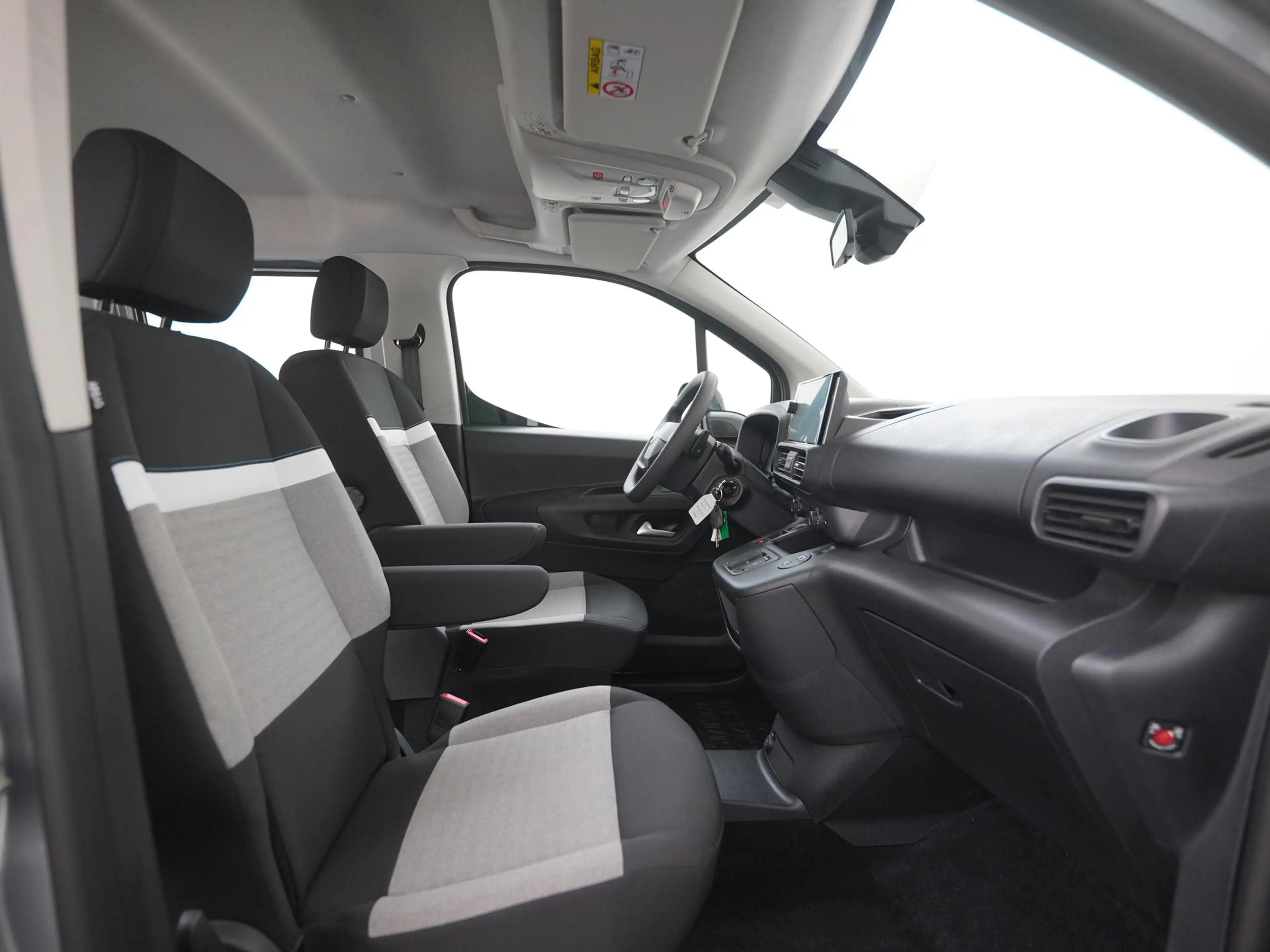 Citroen Berlingo ë-Berlingo Feel 50 kWh | 3 Fase | Carplay | 5 pers — photo 3