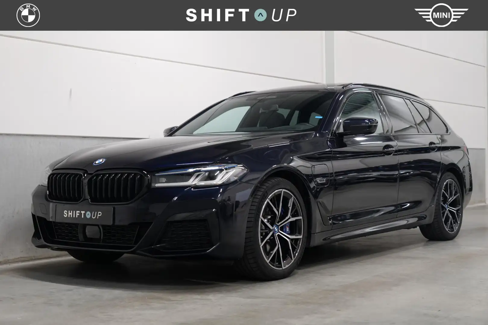BMW 530 5-serie Touring 530e M-Sport | Panoramadak | Stoel Noir - 1