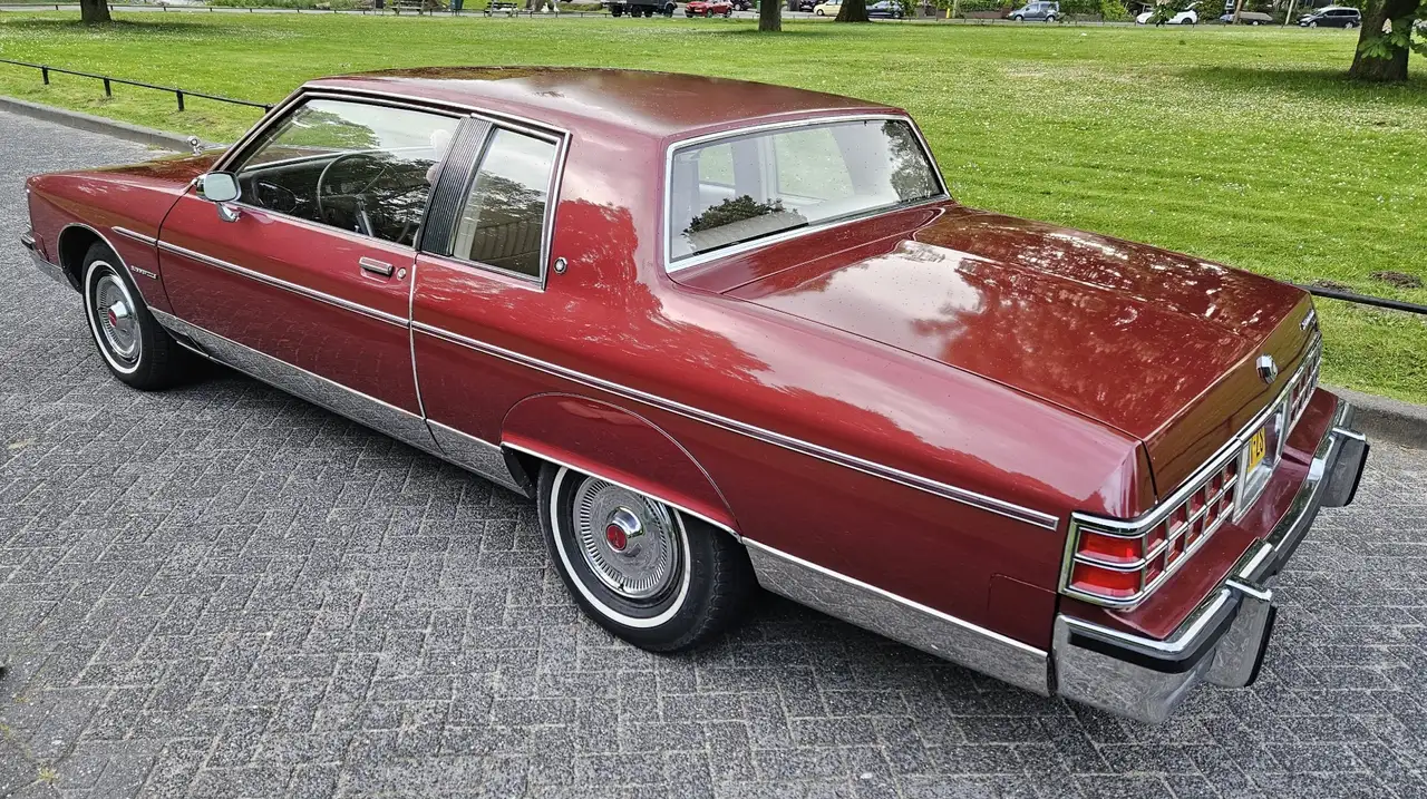 Pontiac Bonneville coupé V8, foto 6