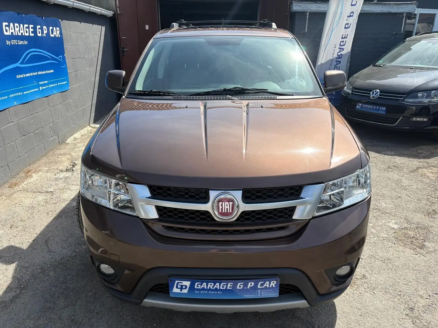 Fiat Freemont 2.0 MultiJet Urban Bruin - 2